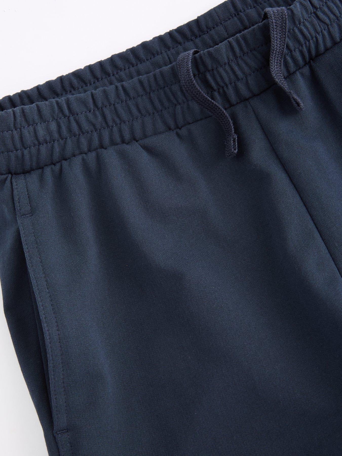 Image 4 of 5 of EA7 Emporio Armani Boys Train Core Id Short Sleeve T-Shirt And Shorts Set - Navy