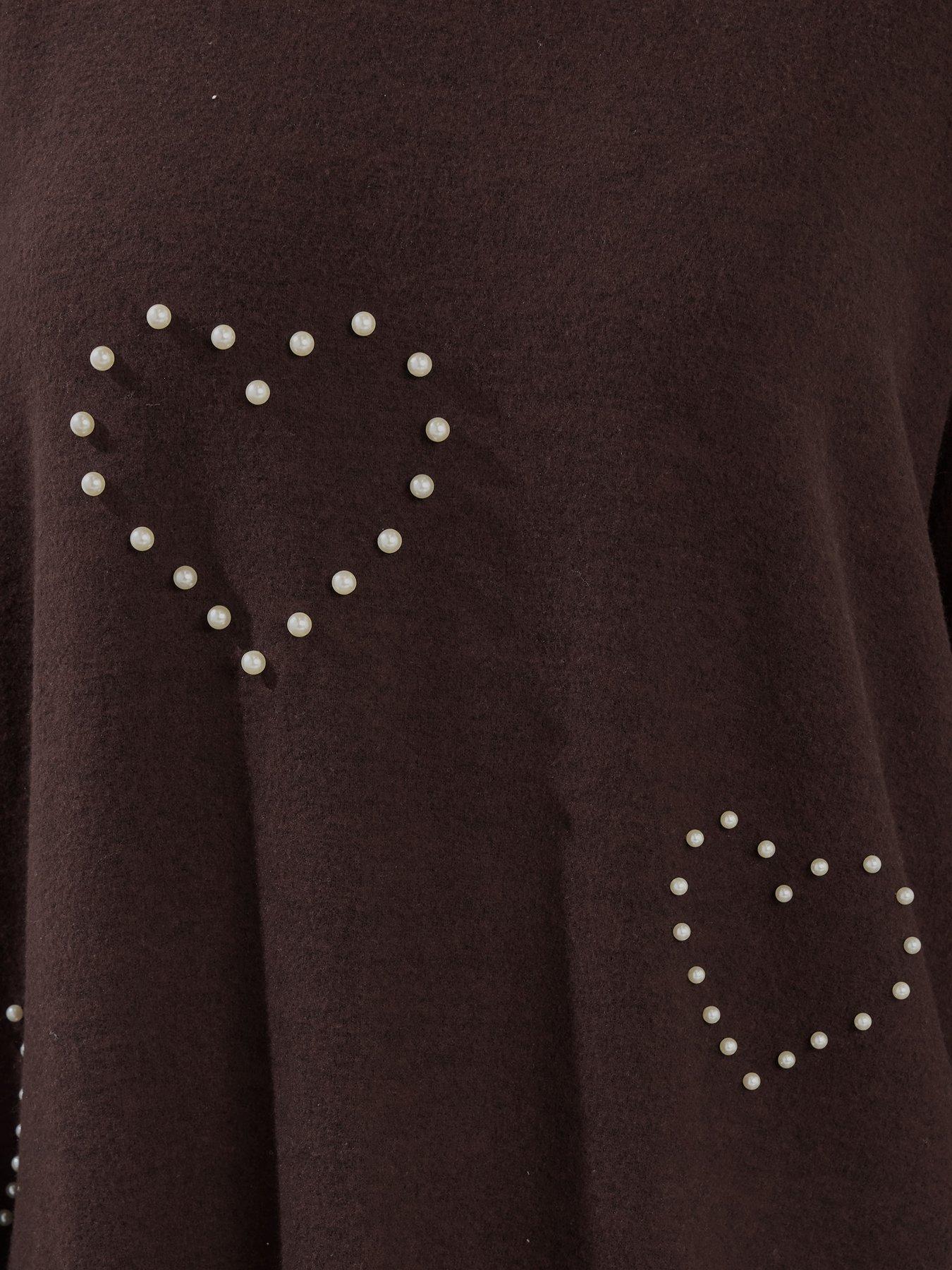  image of yours-curve-pearl-heart-jumper-brown