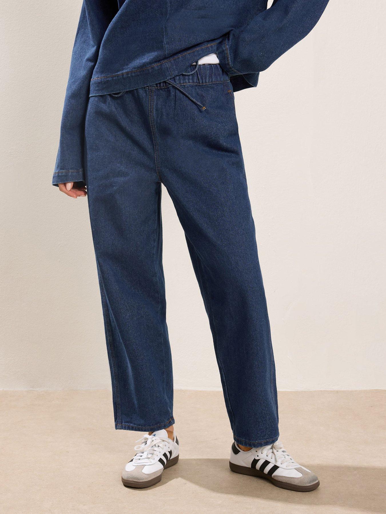 front image of pixiegirl-petite-pull-on-barrel-jean