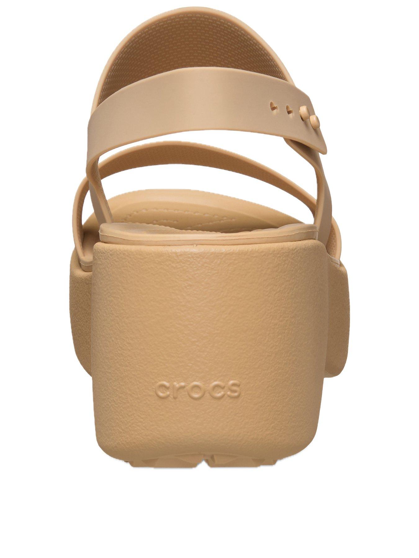 Image 3 of 6 of Crocs Brooklyn Sky Sandal - Cashew