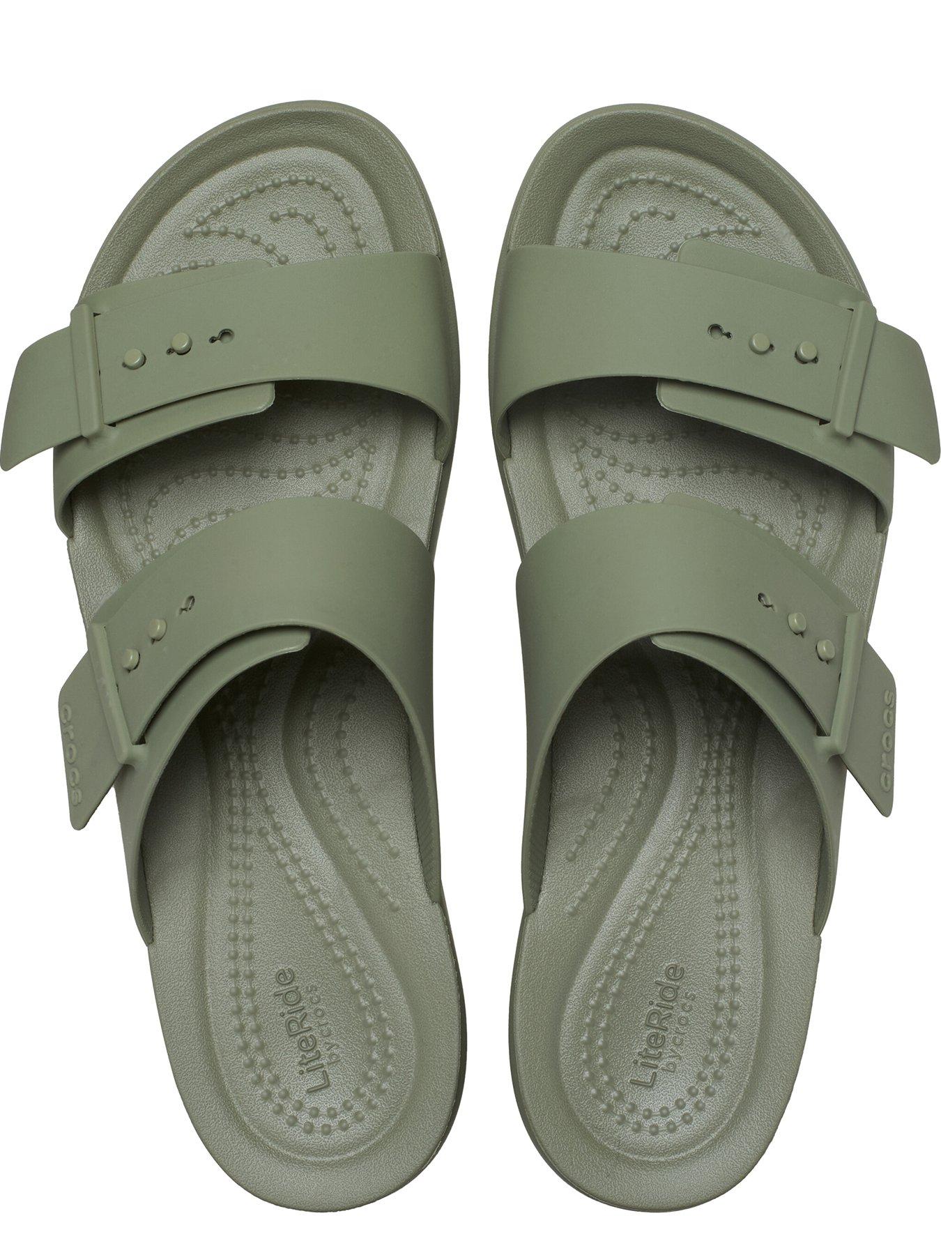 Image 4 of 6 of Crocs Brooklyn Buckle Low Low Sandal - Cargo