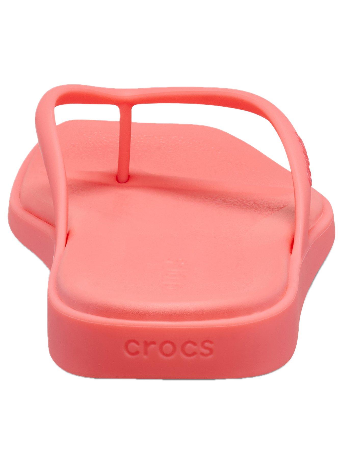  image of crocs-miami-flip-flop-guava