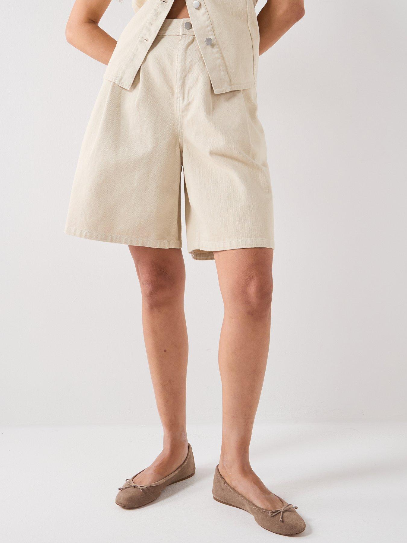 Barbour Daya Shorts - Yellow