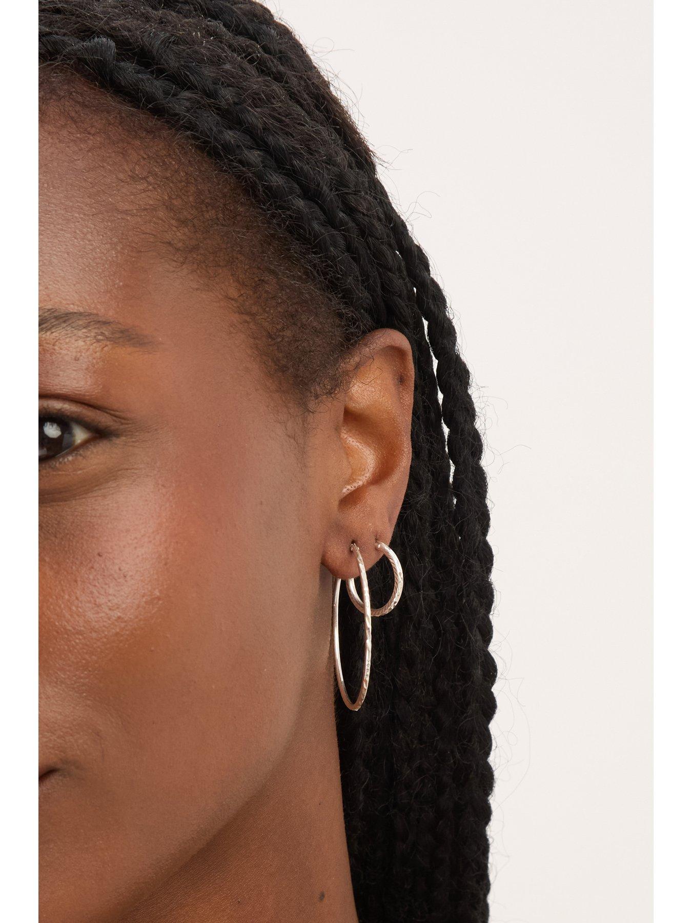 Image 2 of 3 of Jon Richard Simply Silver Sterling Silver 925 Polished Diamond Cut Sleeper Hoop Earrings