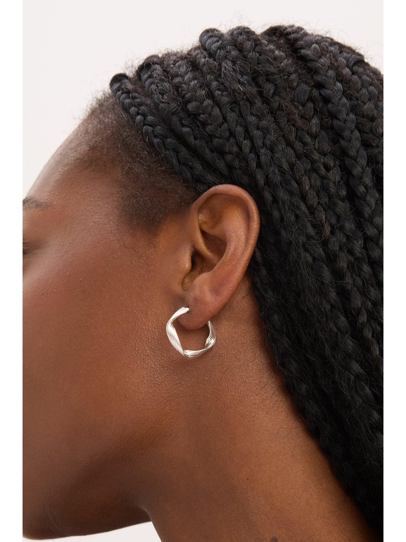  image of jon-richard-simply-silver-sterling-silver-925-polished-soft-diamond-cut-twist-hoop-earrings