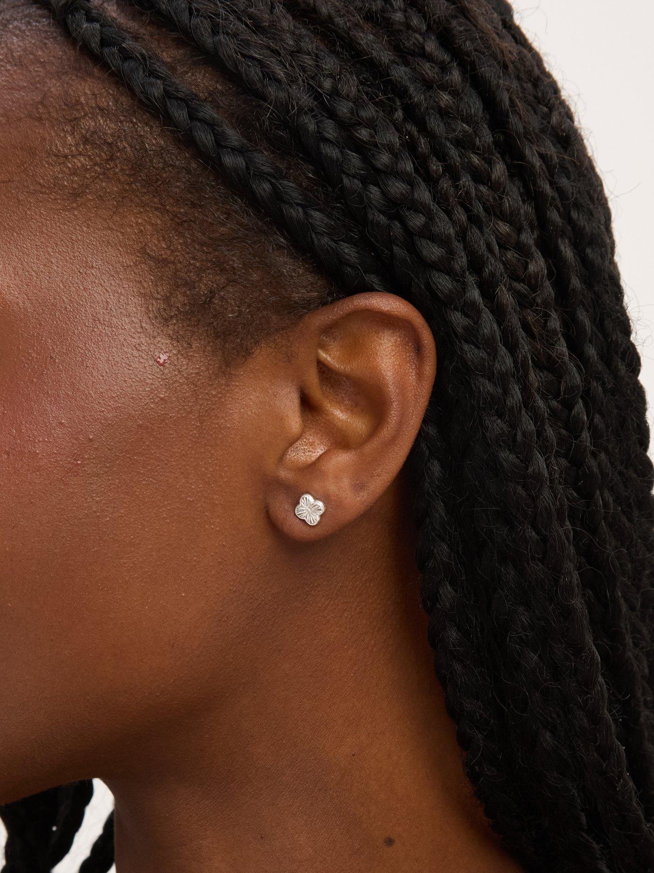  image of jon-richard-simply-silver-sterling-silver-925-polished-diamond-cut-clover-set-gift-box