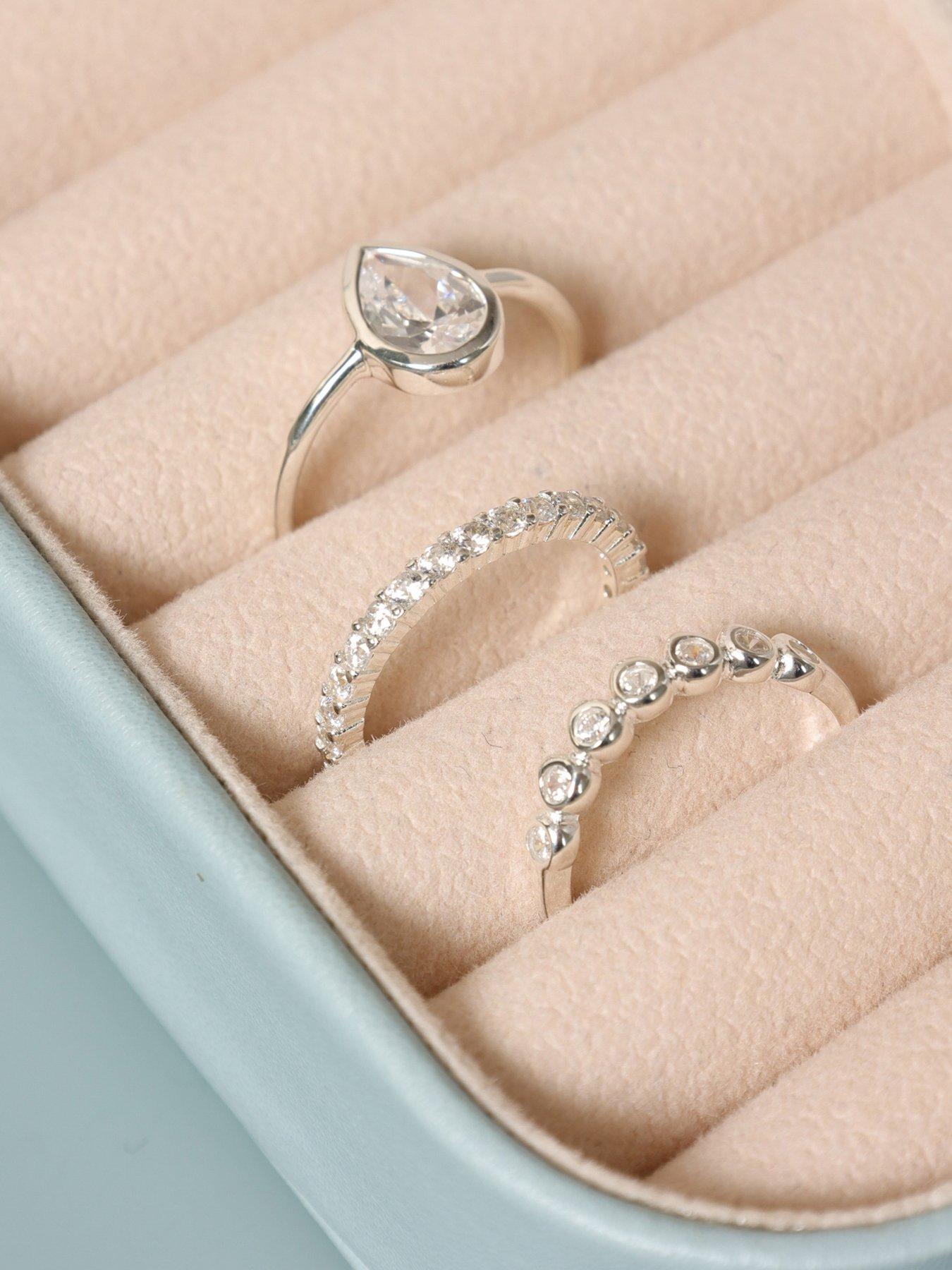 Image 3 of 4 of Jon Richard Simply Silver Sterling Silver 925 Cubic Zirconia Bezel Ring