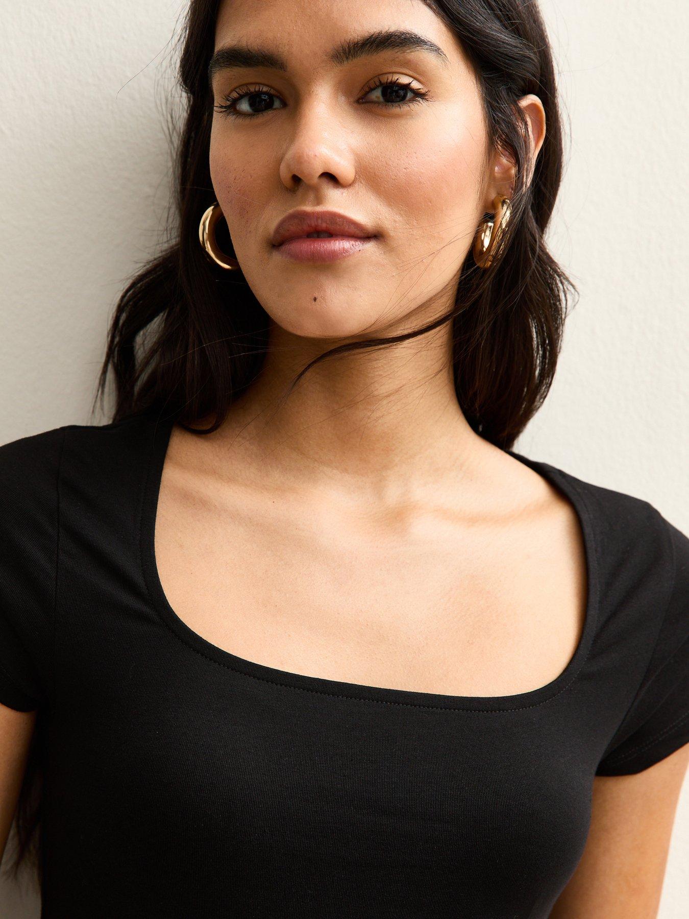 Image 4 of 5 of New Look Black Square Neck T-shirt