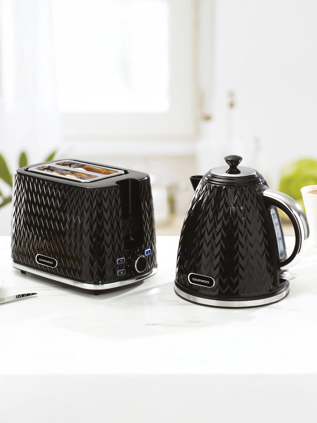 Image 1 of 6 of Daewoo Argyle Jug Kettle and 2 Slice Toaster- Black