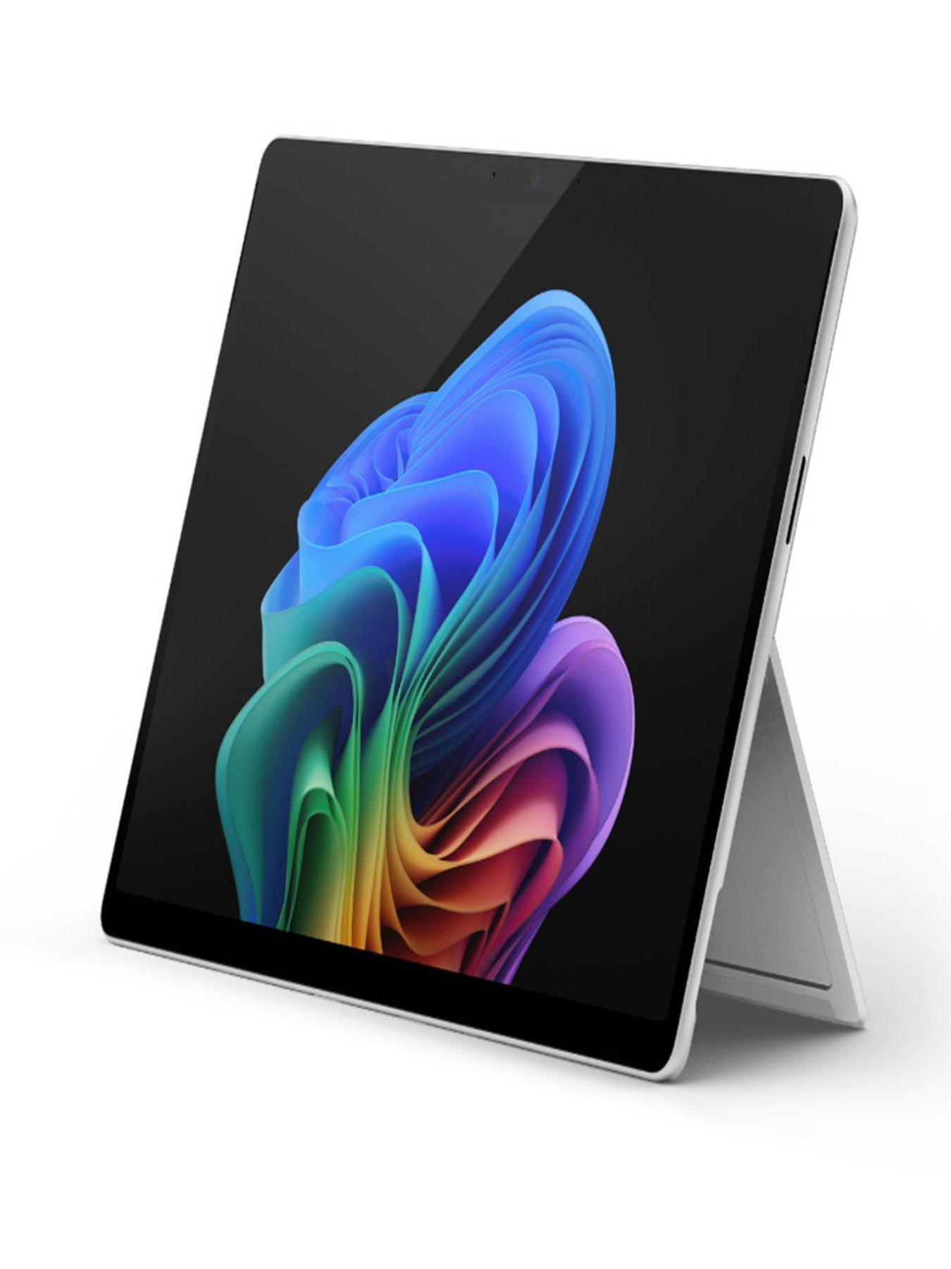Microsoft Surface Pro - Copilot +PC - Qualcomm Snapdragon Plus - 16GB RAM - 512GB - Platinum - With Type Cover Keyboard