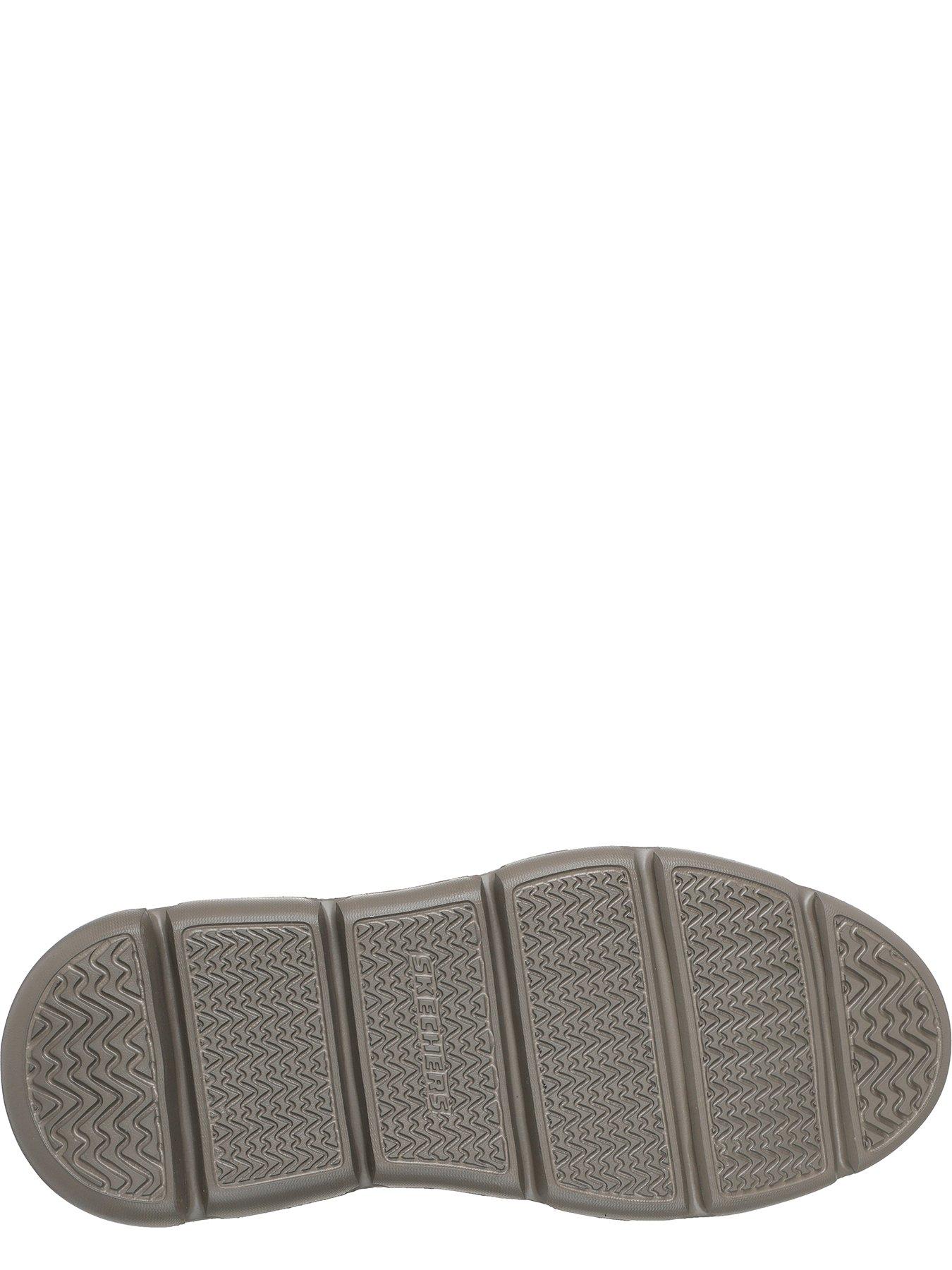 Image 4 of 5 of Skechers Plain Toe Bungee Lace Slip-ins Trainers