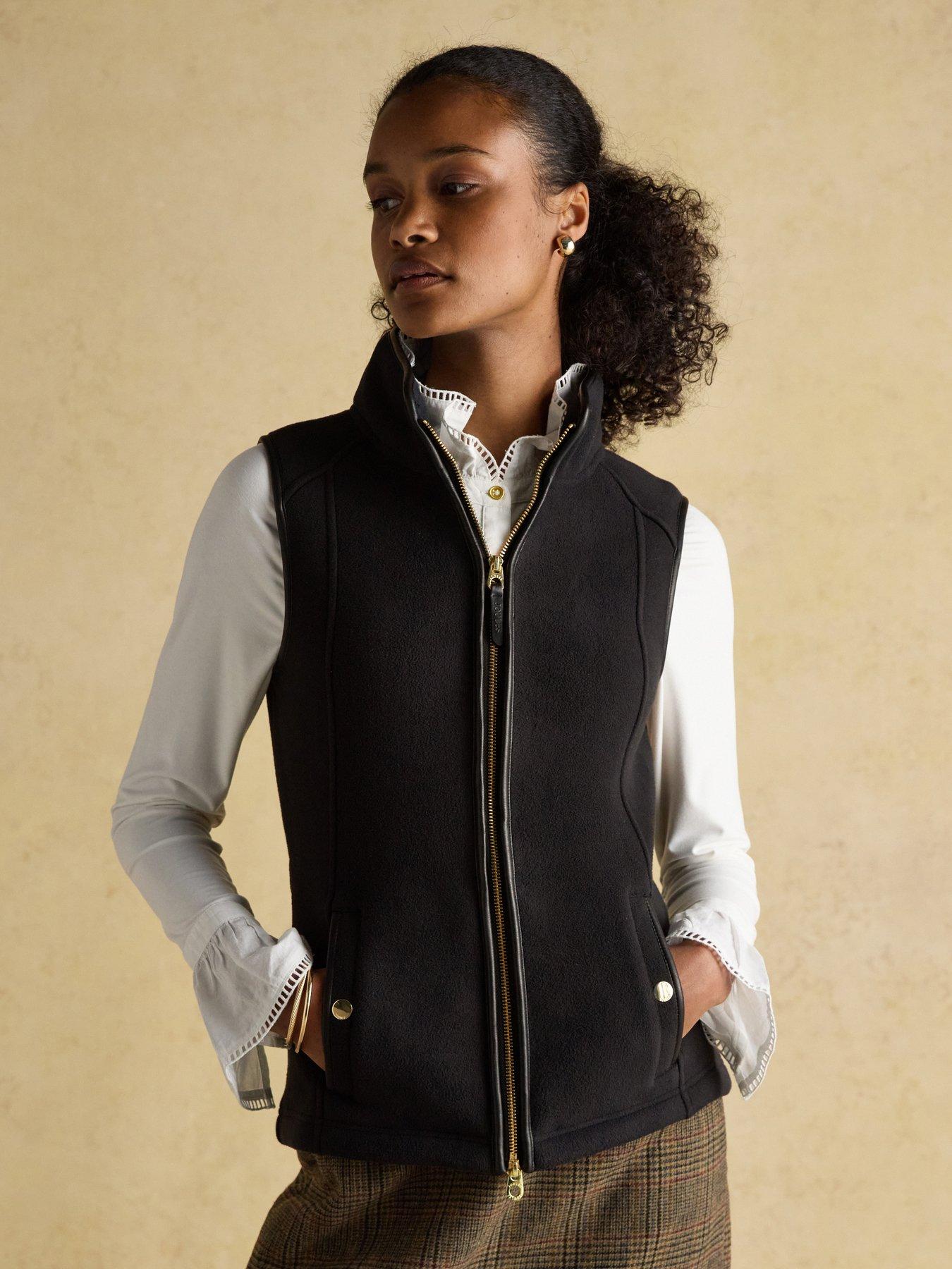 front image of joules-heritage-gilet-black