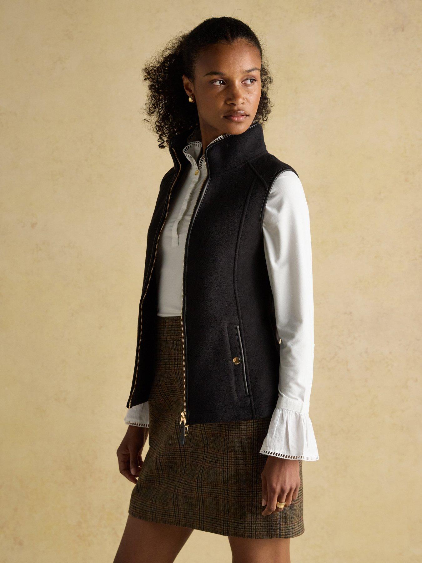  image of joules-heritage-gilet-black