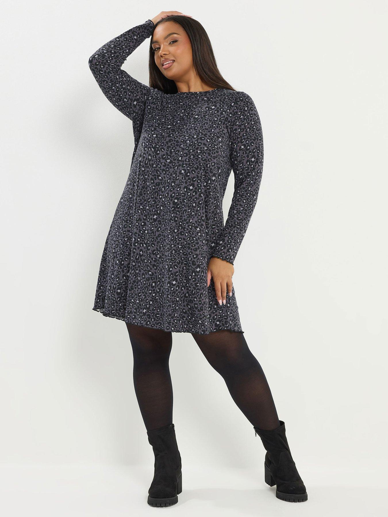 front image of yours-curve-printed-rib-tunic-dress-grey