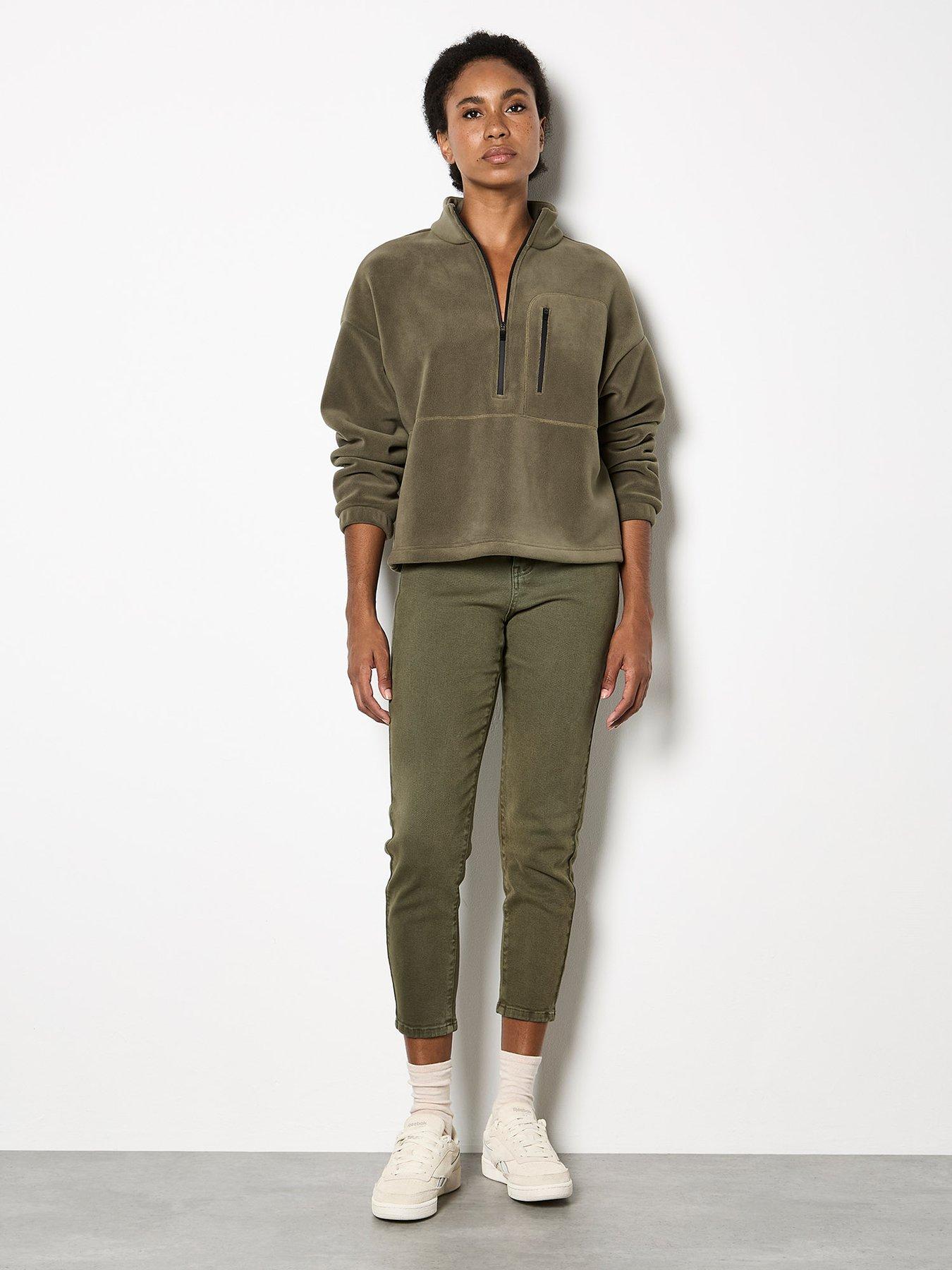 Image 3 of 6 of Apricot Freya Paper Bag Waist Crop Jeans