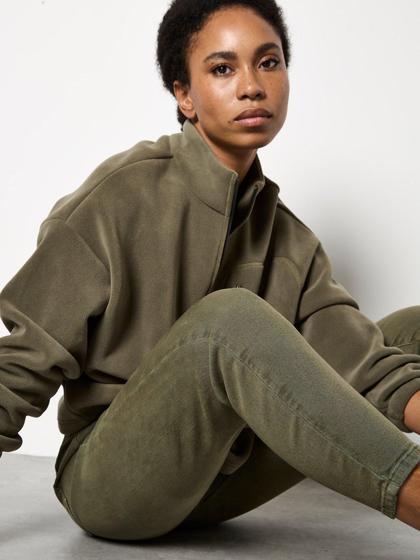 Image 6 of 6 of Apricot Freya Paper Bag Waist Crop Jeans