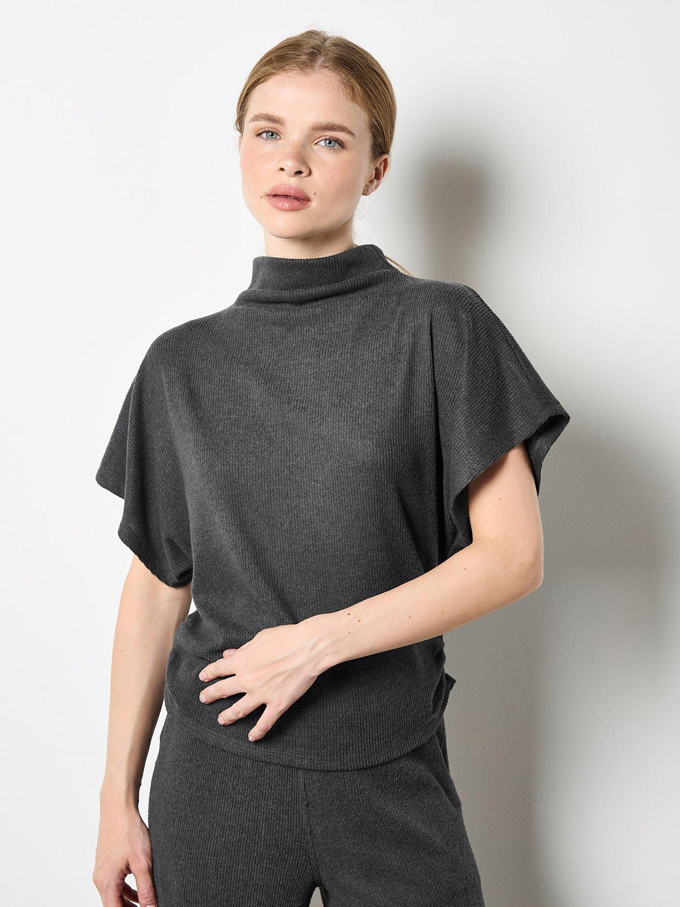 apricot-soft-trouch-side-ruched-top