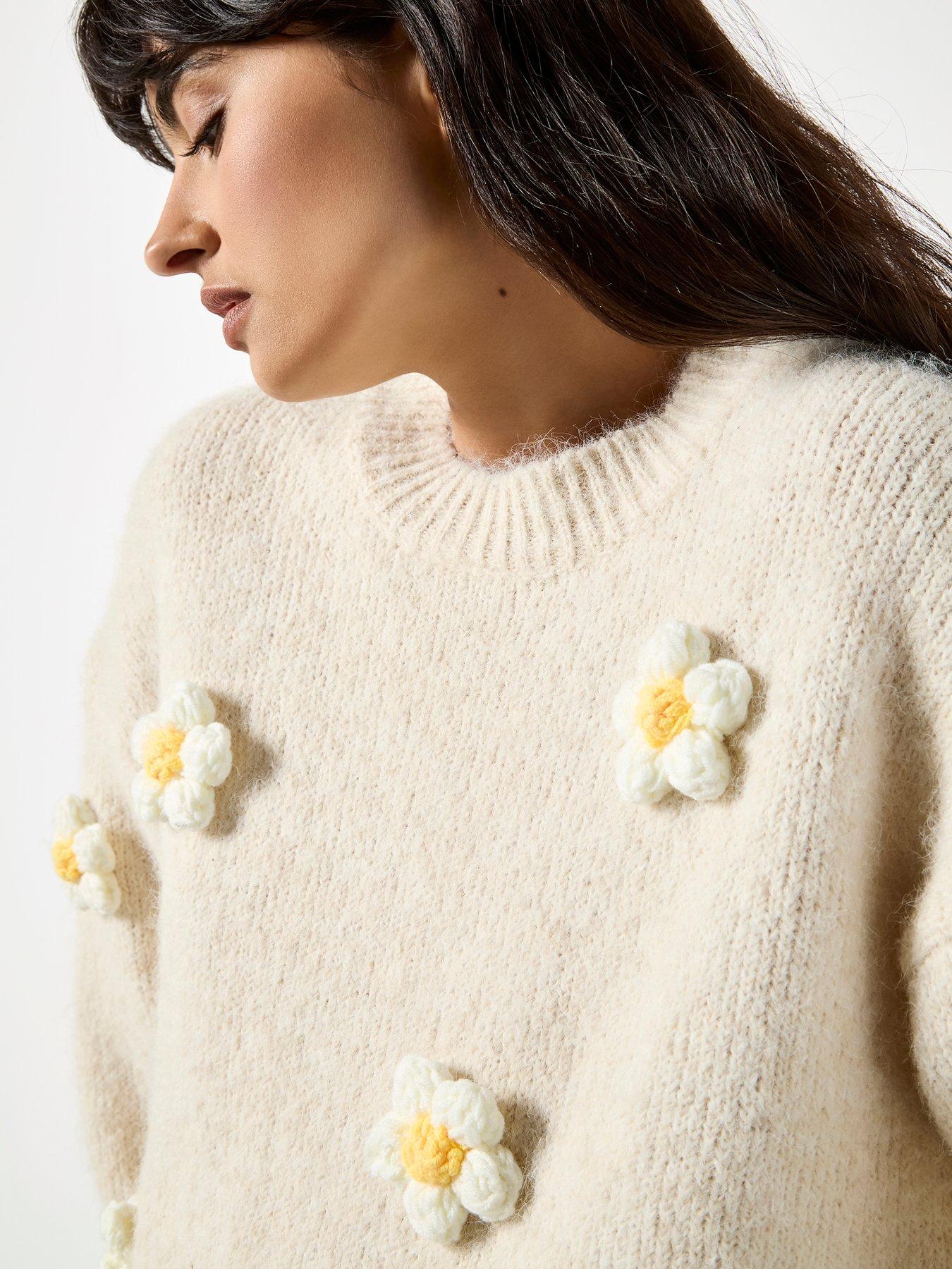 Image 4 of 4 of Apricot 3d Daisy Oversized Jumper