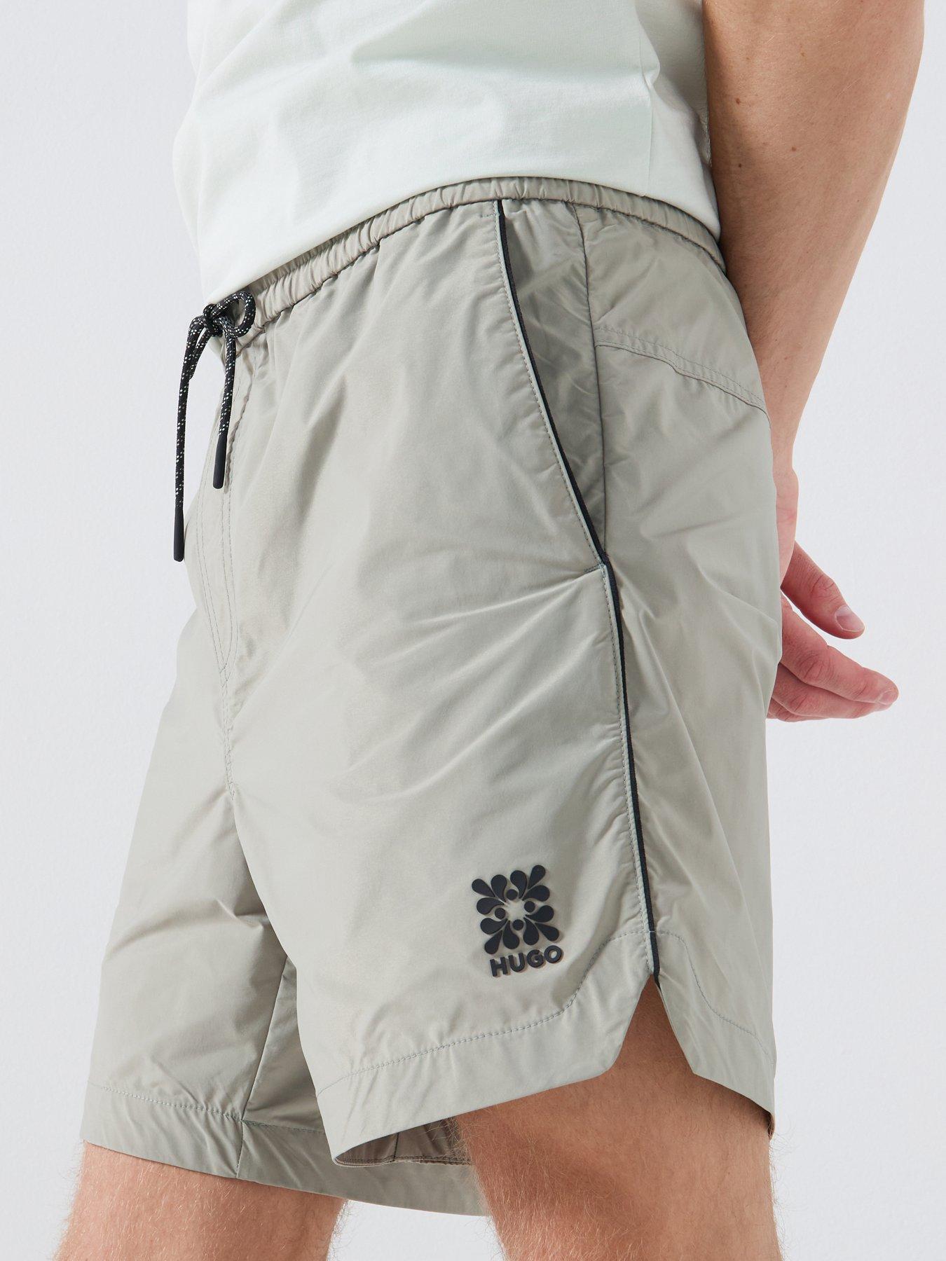 Image 4 of 5 of HUGO Colas262 Straight Fit Shorts - Light Green