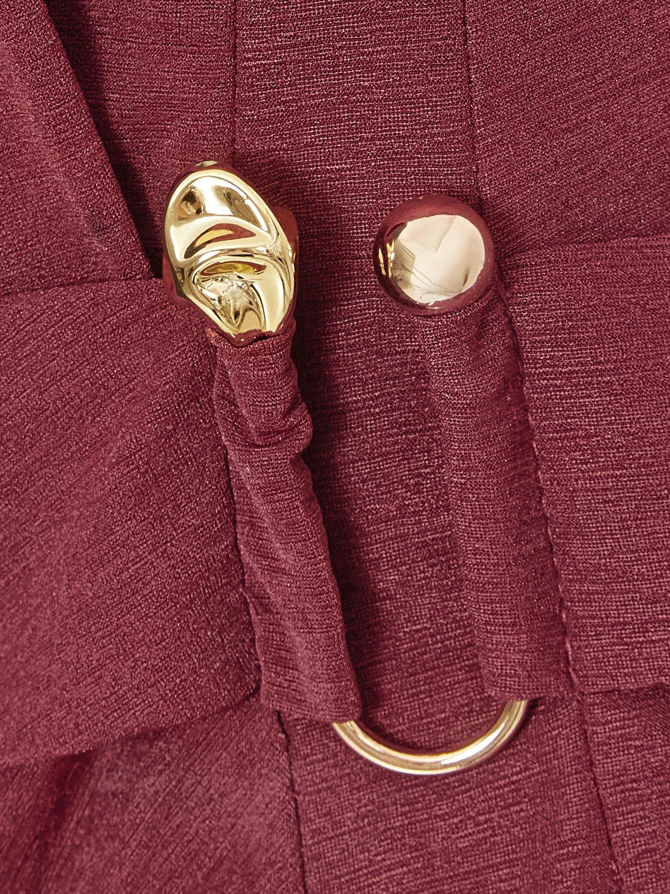 Image 6 of 6 of Quiz Burgundy Buckle Side Top