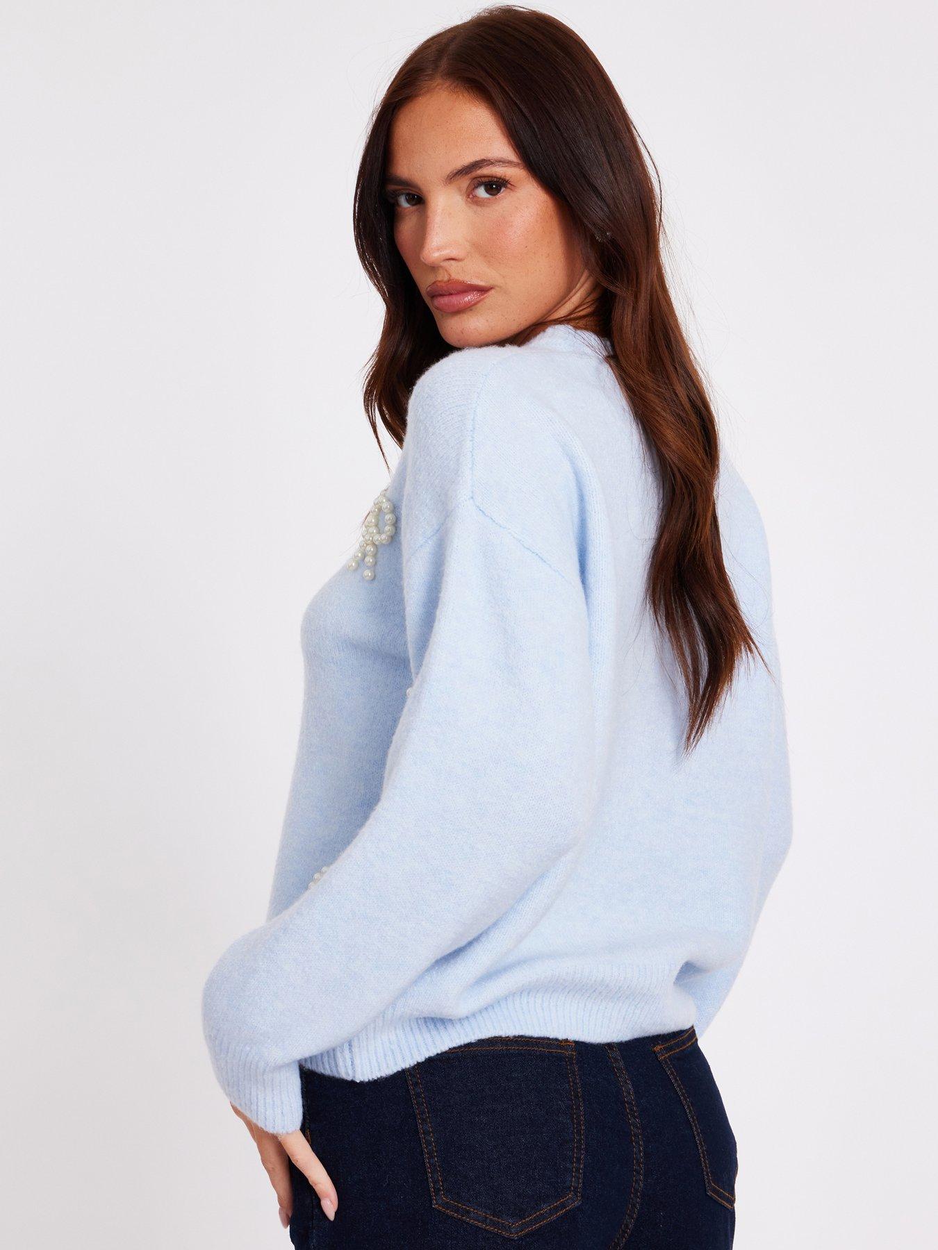  image of quiz-light-blue-pearl-bow-jumper