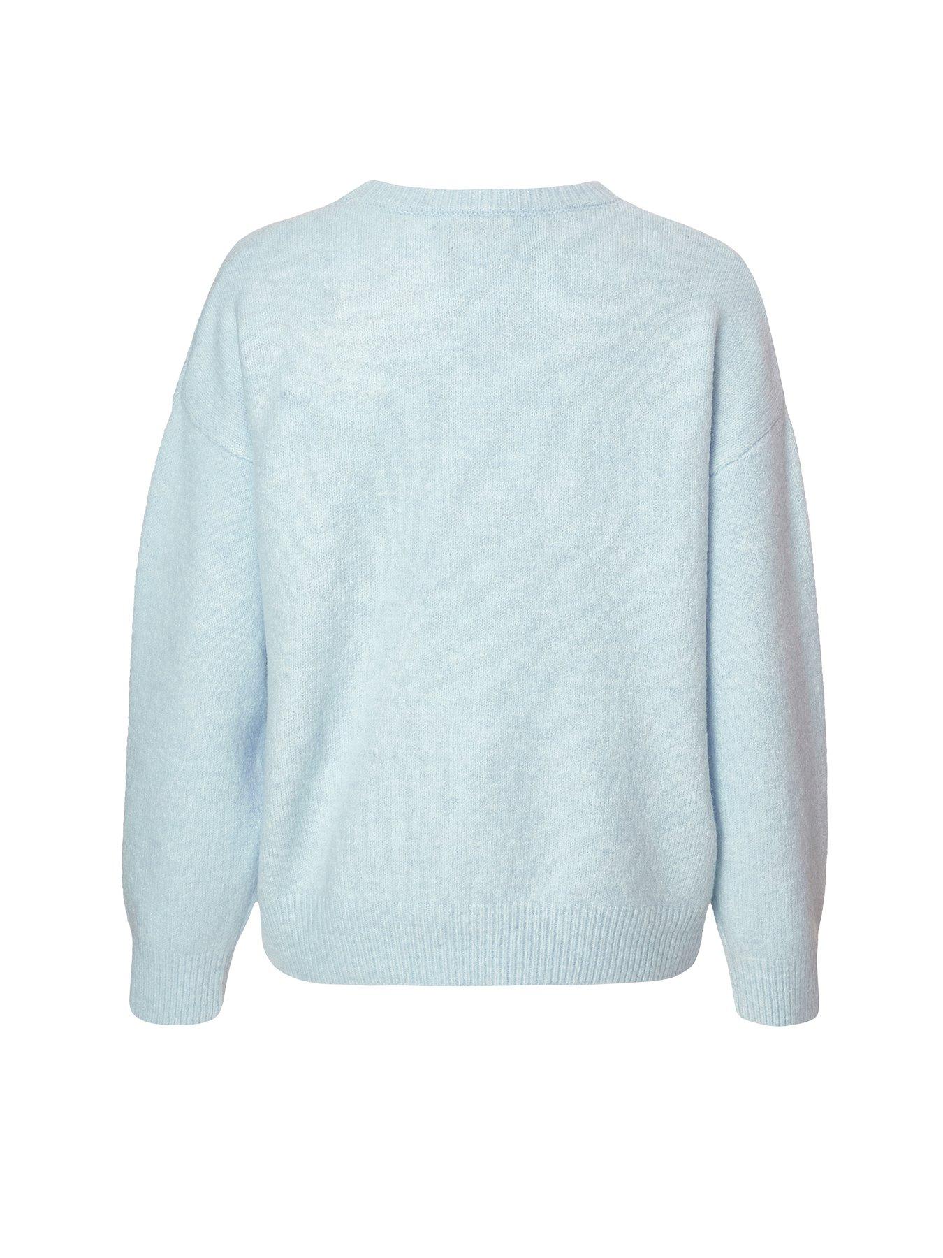  image of quiz-light-blue-pearl-bow-jumper