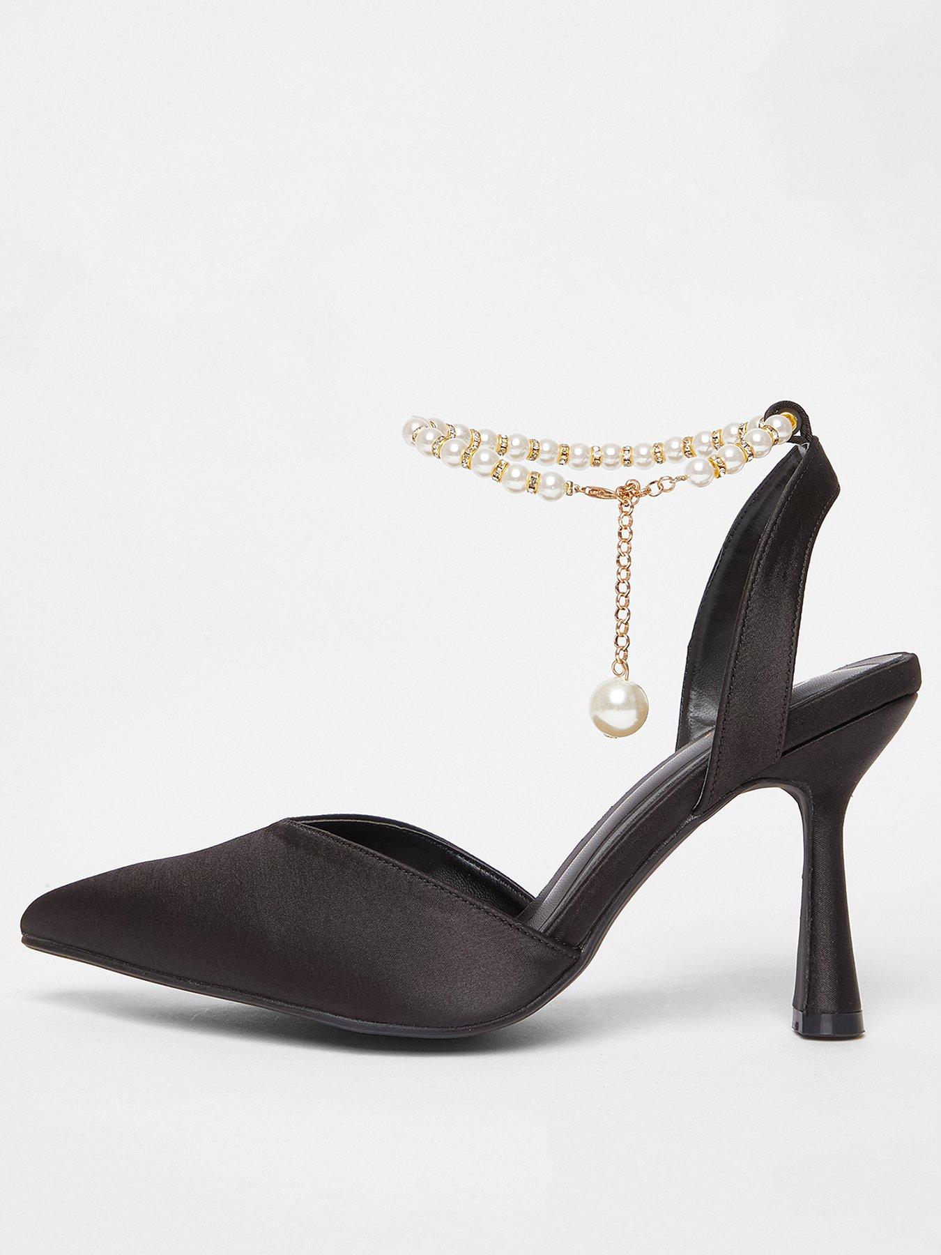Quiz Wide Fit Black Pearl Strap Court Heels