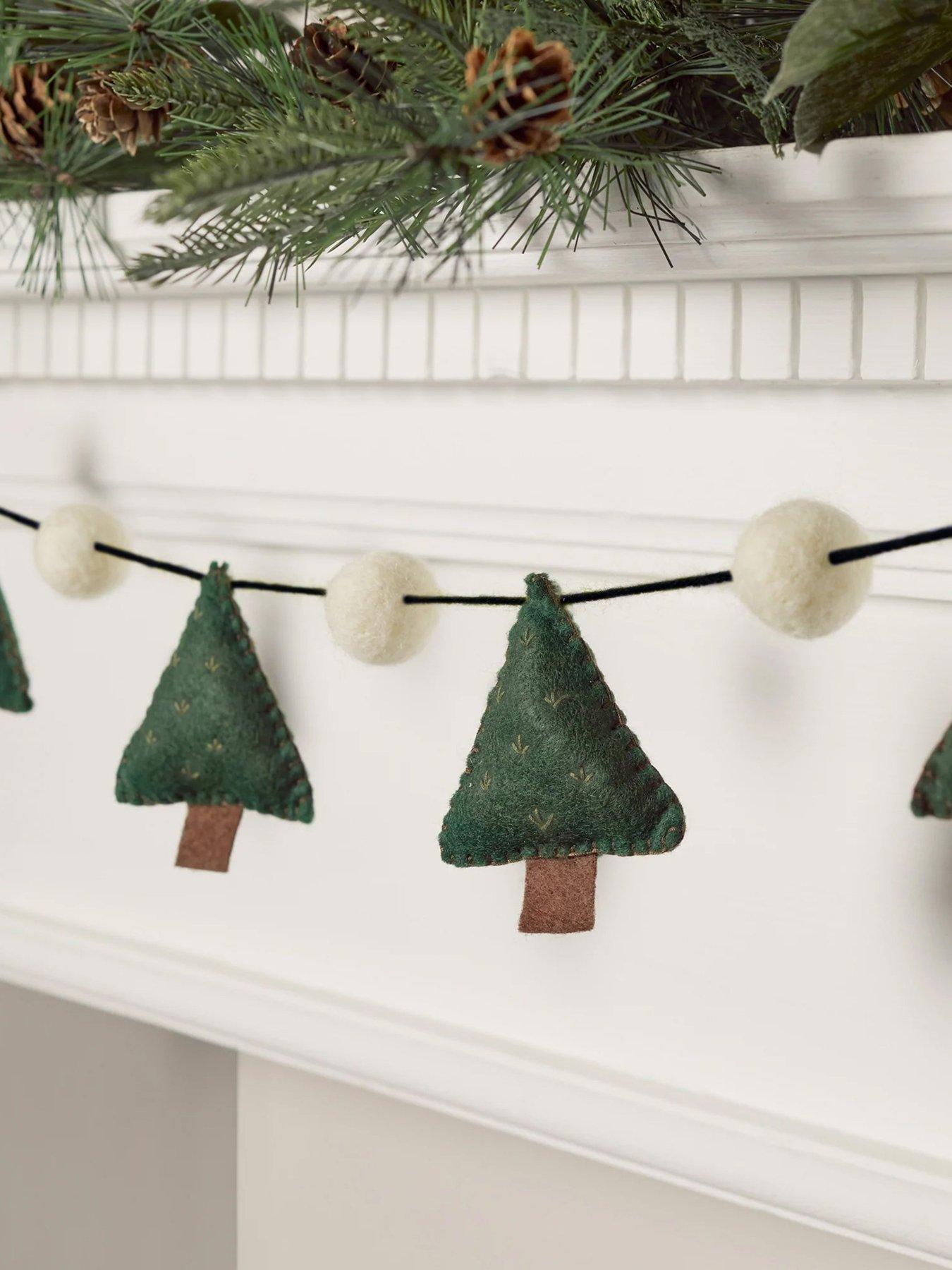 lights4fun-felt-tree-christmas-garland