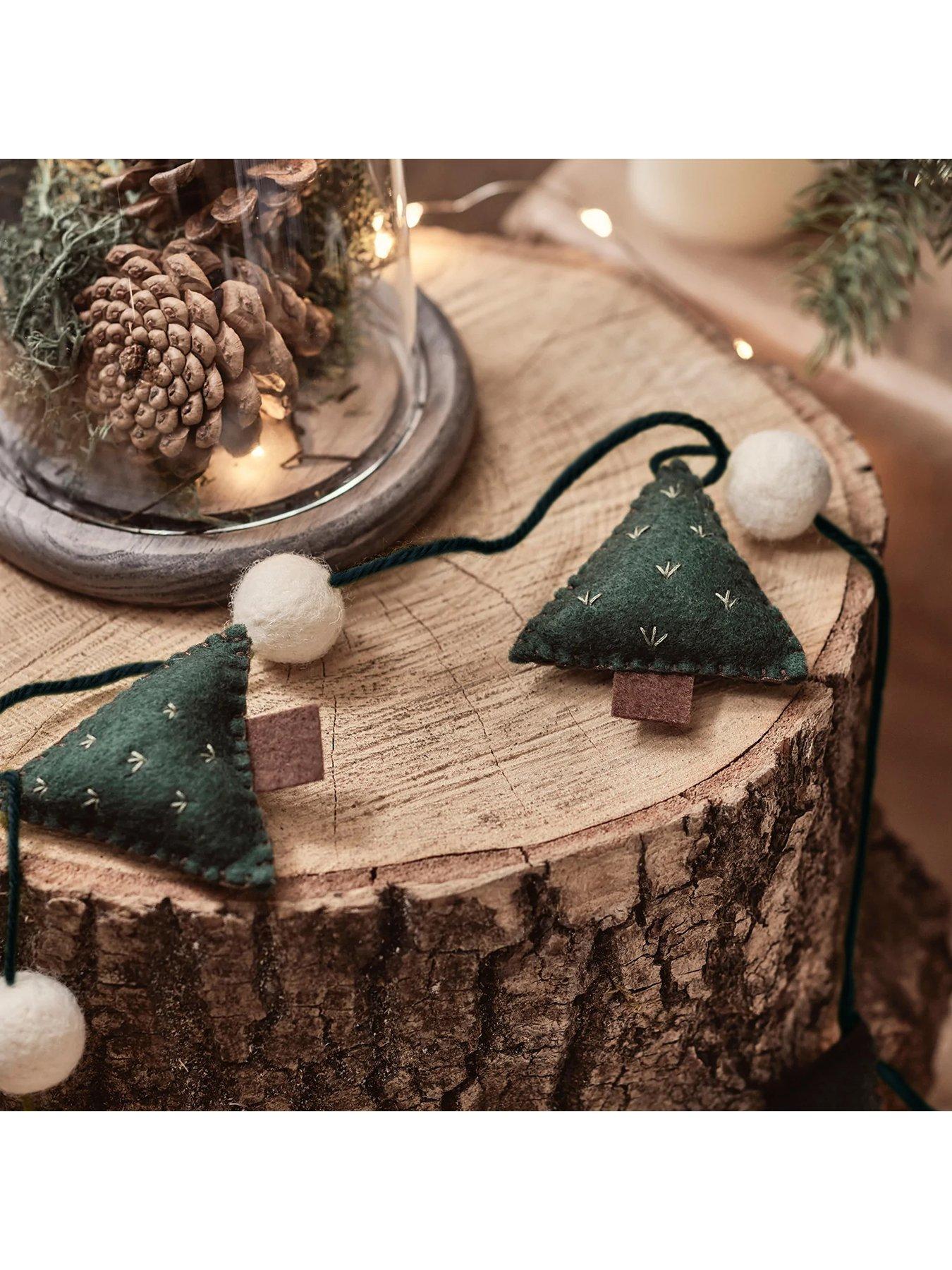  image of lights4fun-felt-tree-christmas-garland