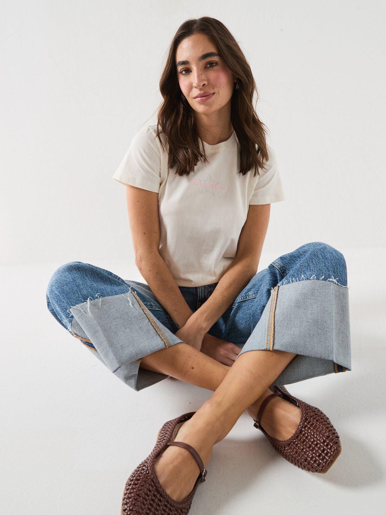 Image 6 of 6 of Guess Short Sleeve Baby Baker Tee - Cream