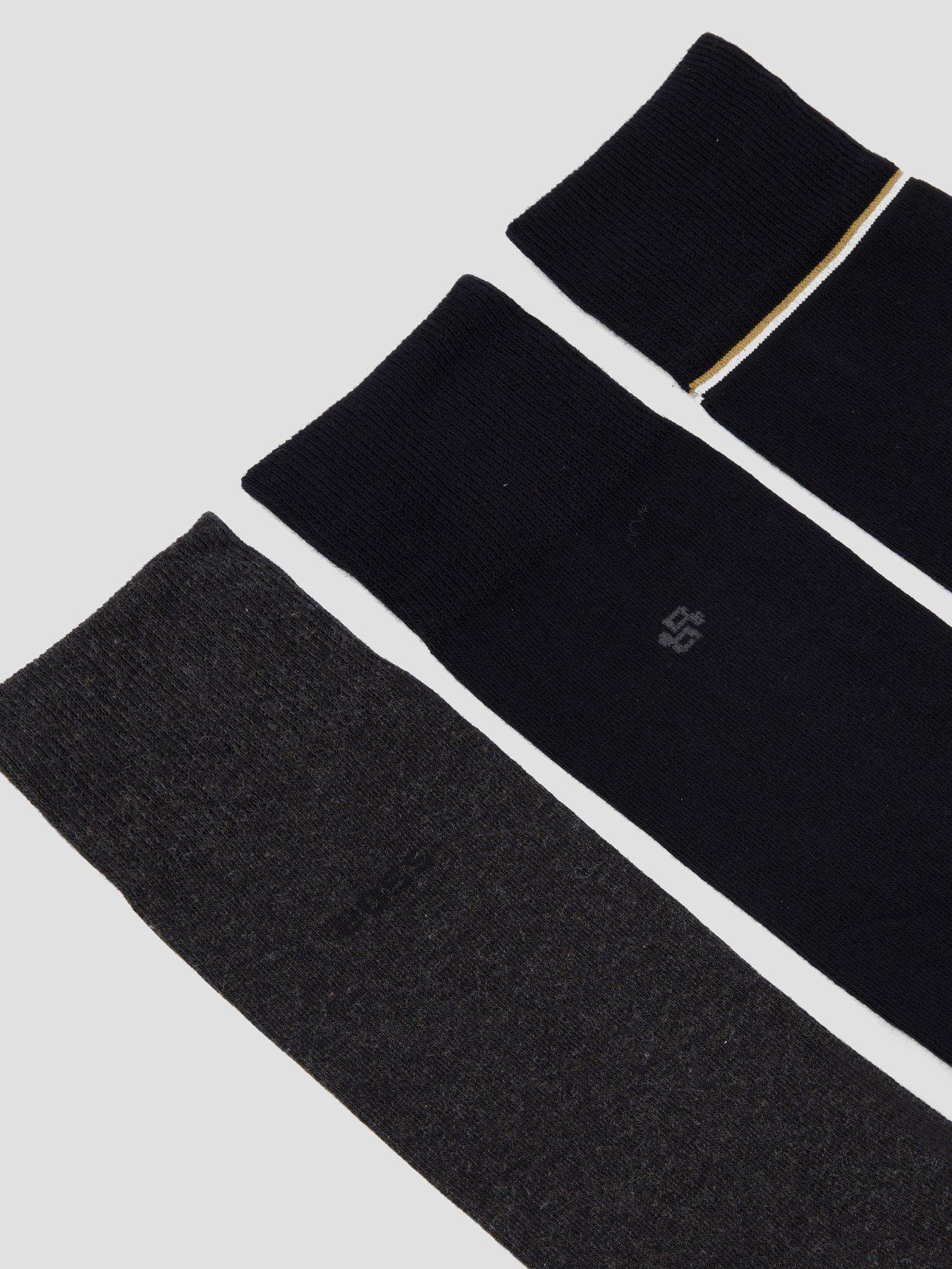  image of boss-3p-gift-box-crew-socks-black