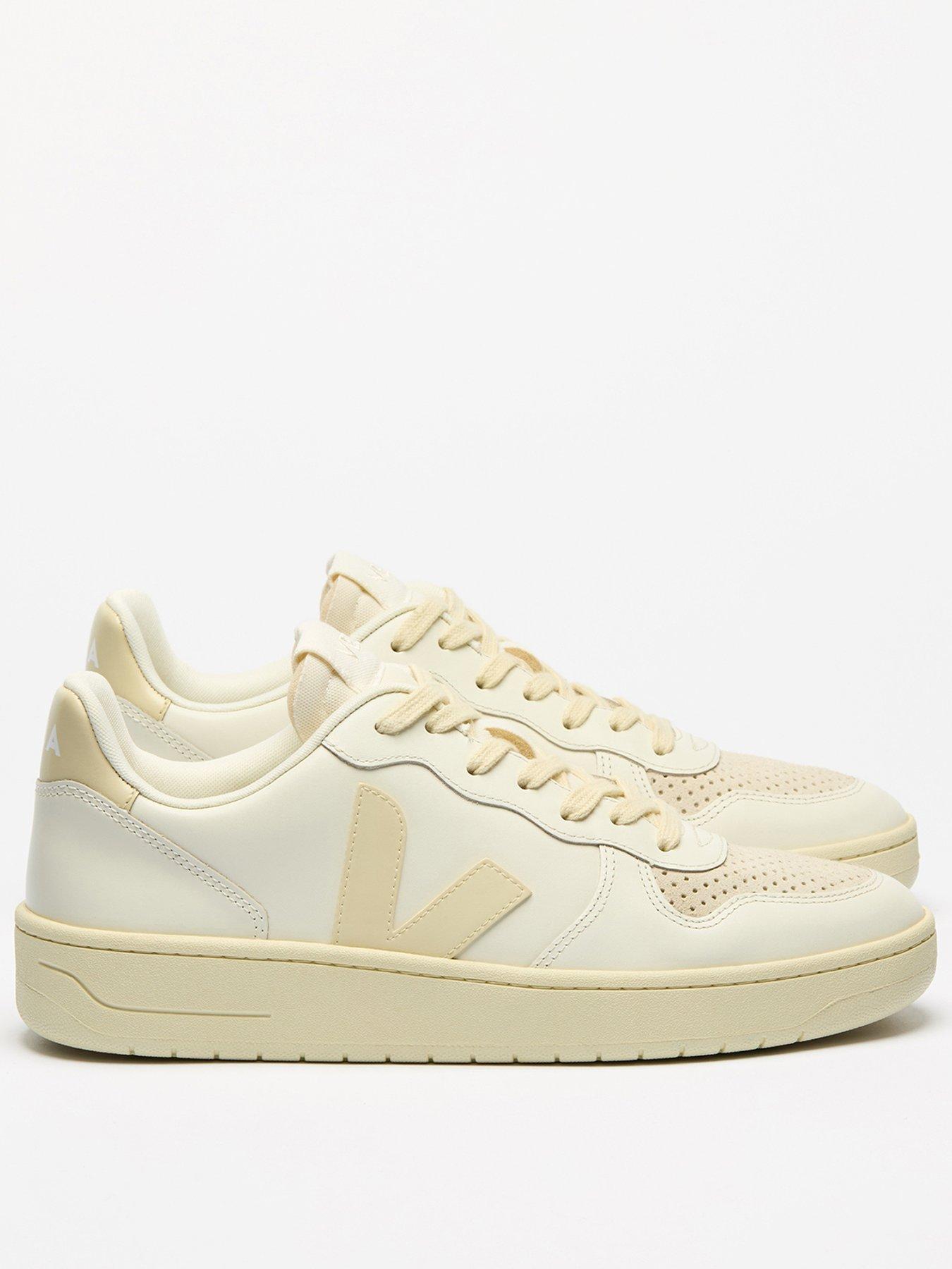 veja-mens-v-10-prime-leather-trainers-cream