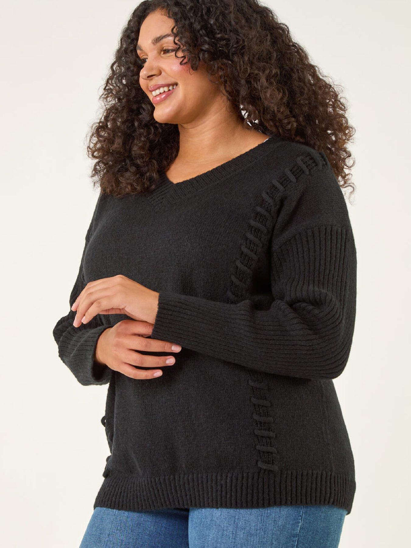 Roman Curve Stitch V-neck Knit Jumper