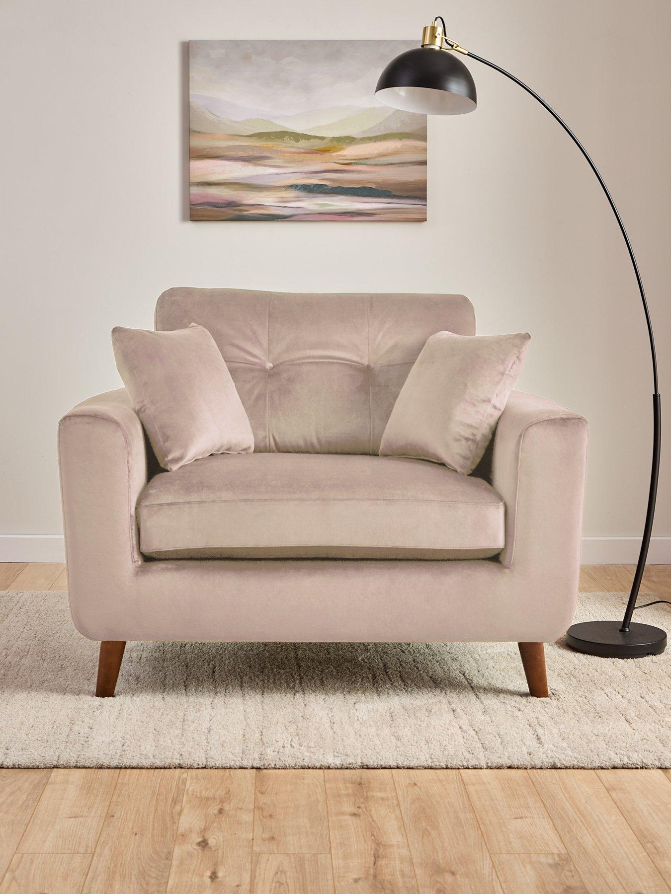 The Very Collection Nevada Snuggle Chair
