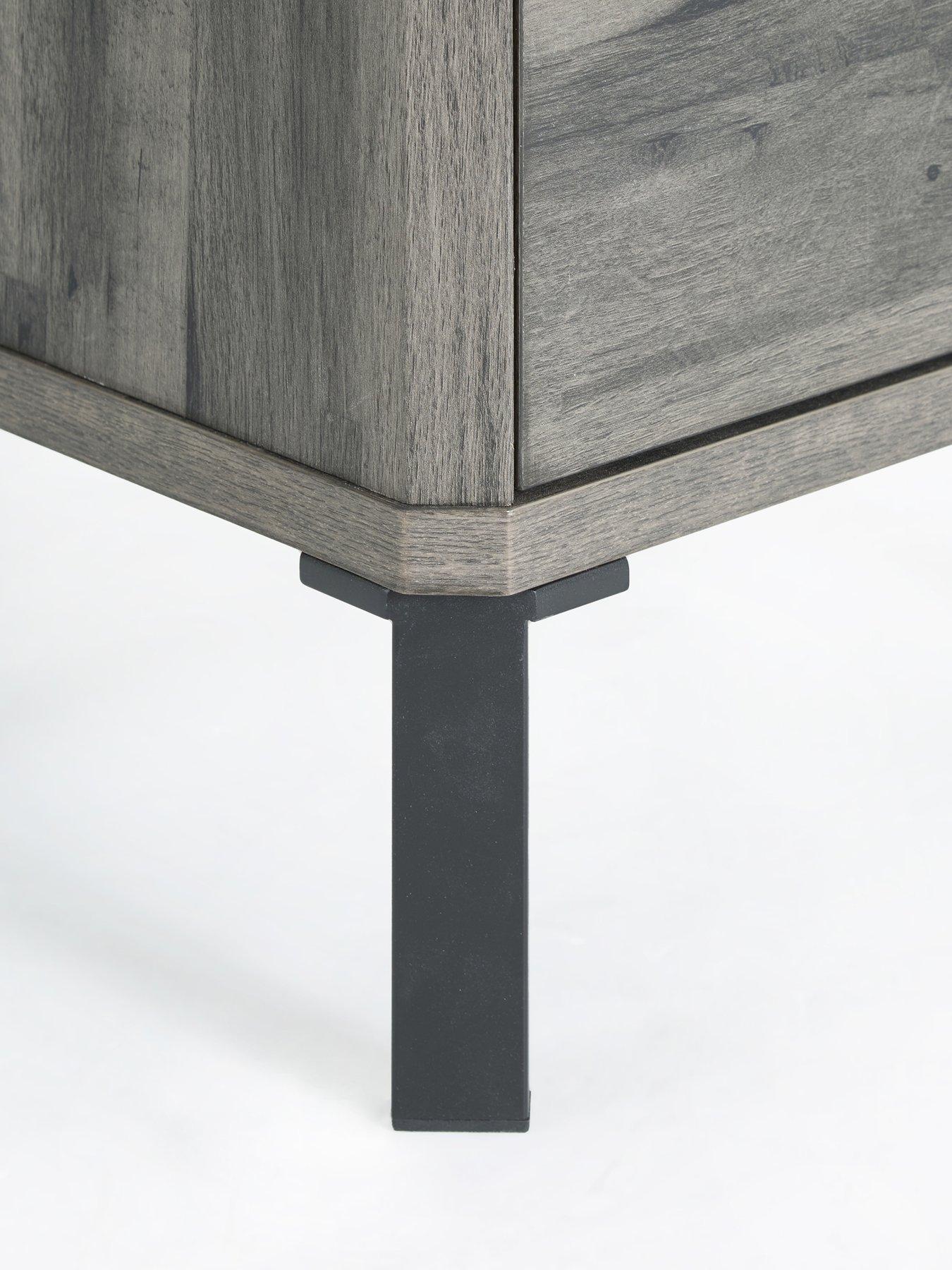 Image 6 of 7 of Very Home Harlem 2&nbsp;+ 3 Chest Of Drawers - Black Oak - FSC&reg; Certified