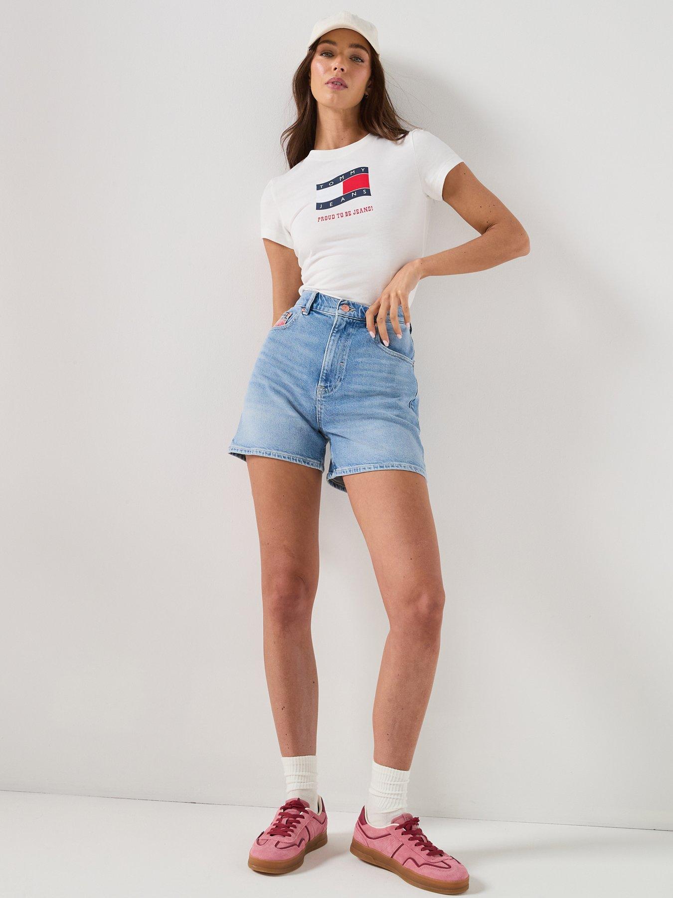 Image 3 of 6 of Tommy Jeans Slim Fit Flag T-shirt - White