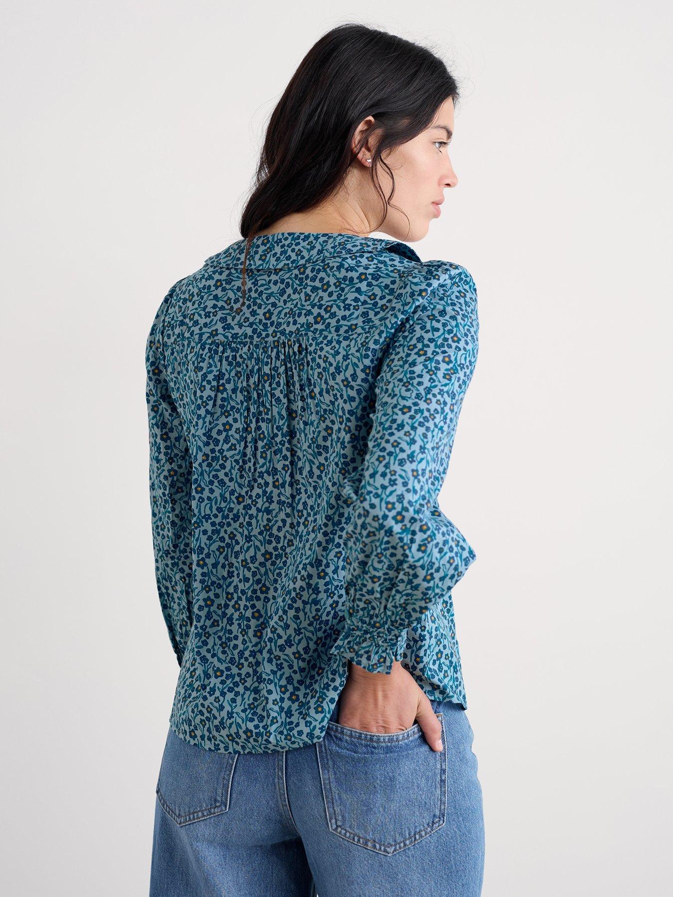  image of seasalt-cornwall-ysella-floral-print-top-blue