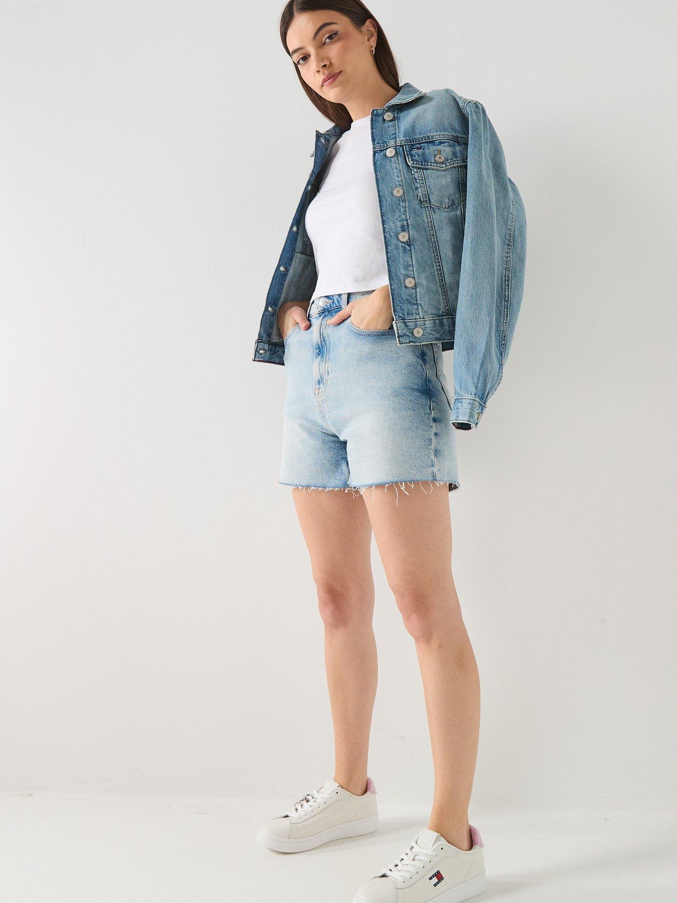 Image 3 of 5 of Tommy Jeans Straight Leg Mom Shorts - Light Denim - Blue