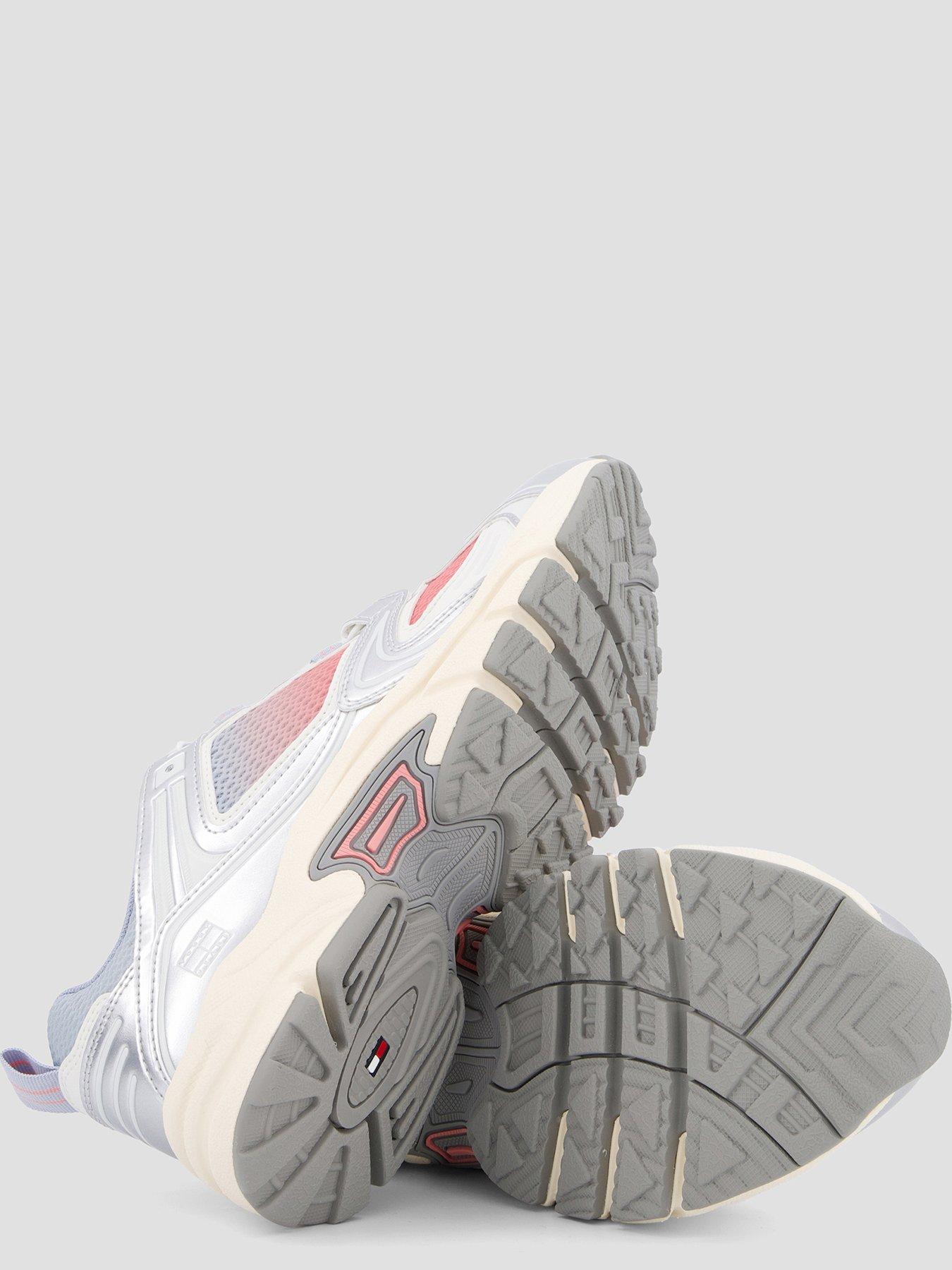  image of tommy-jeans-jean-runner-mesh-trainer-silver