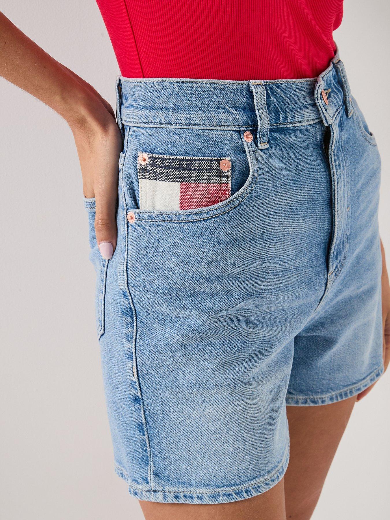 Image 4 of 6 of Tommy Jeans Mom Short - Medium Denim