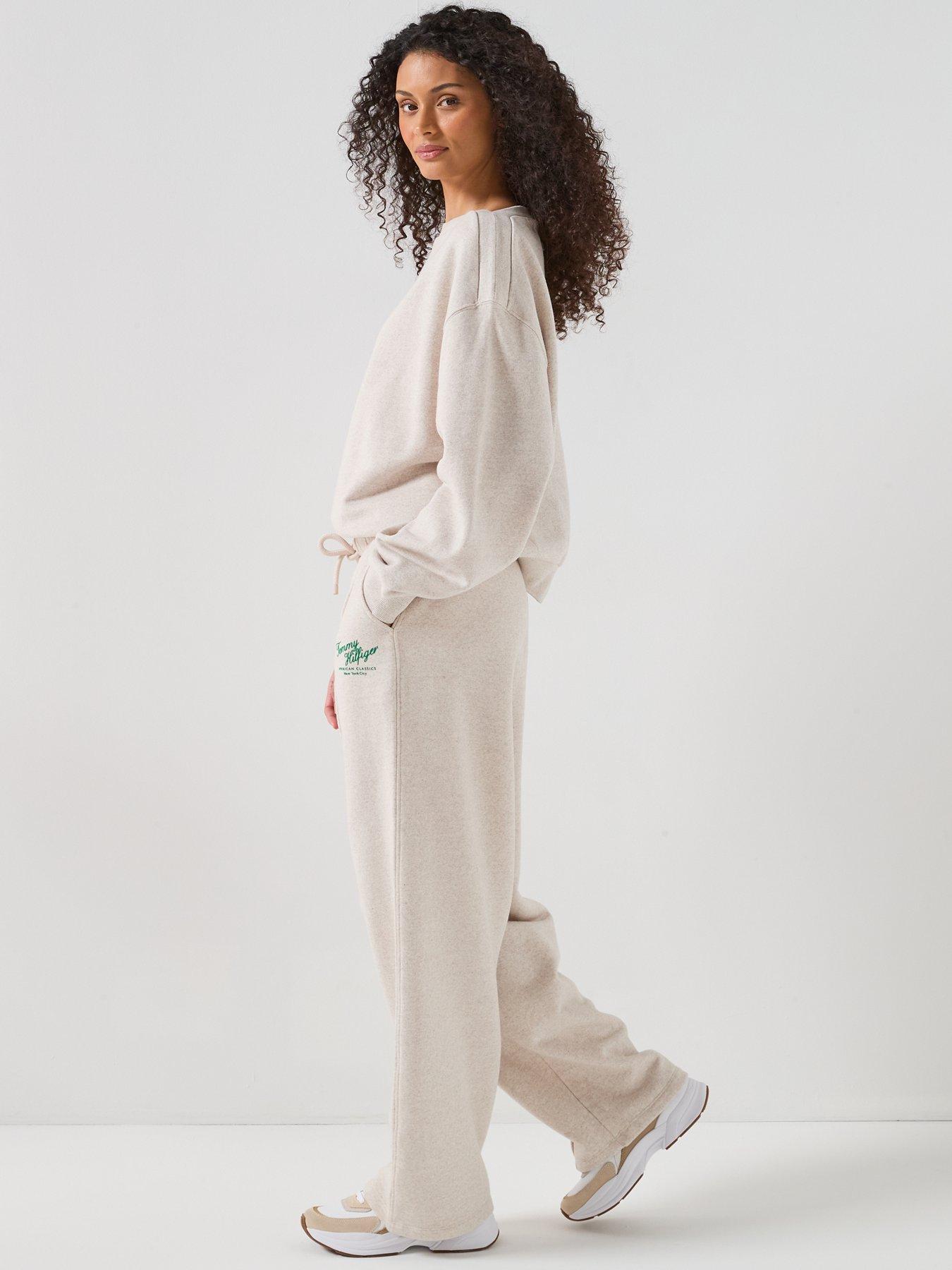Image 6 of 6 of Tommy Hilfiger Mdrn Script Terry Sweatpants - Beige