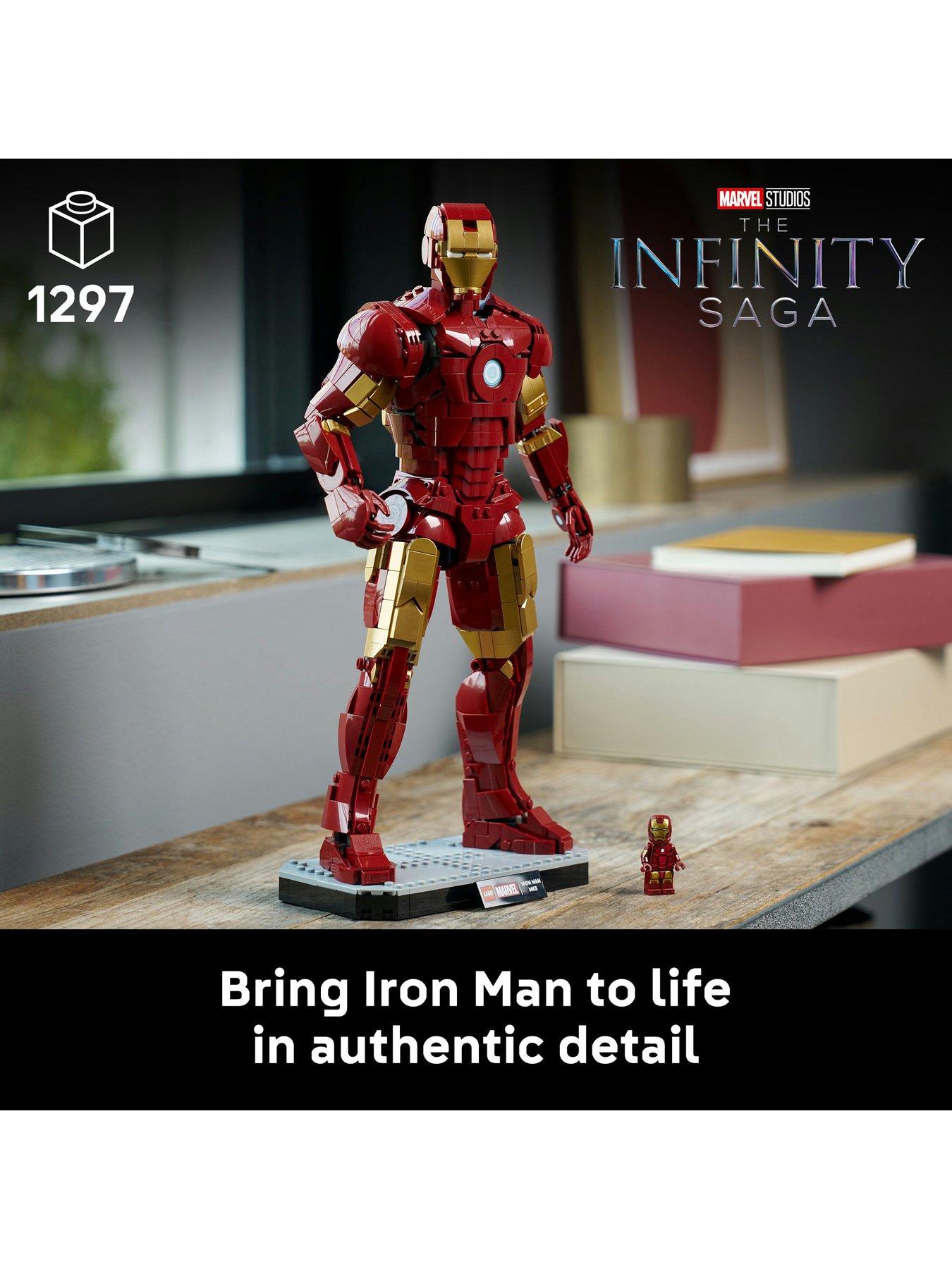 Image 2 of 8 of LEGO Super Heroes Iron Man Mark 3 Collectors&rsquo; Edition (76344)