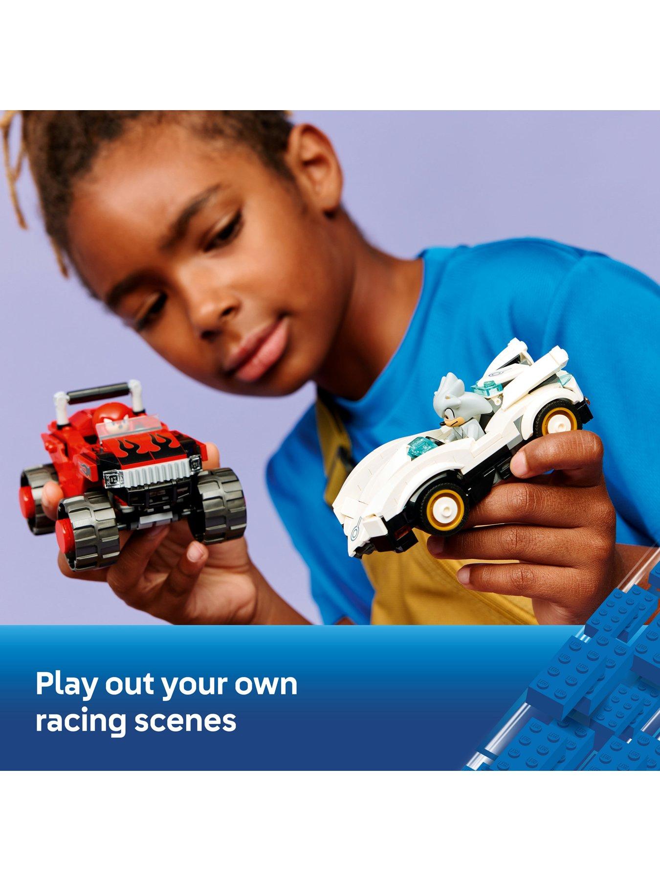 Image 4 of 8 of LEGO Sonic Silver&rsquo;s Car vs. Knuckles&rsquo; Monster Truck 77118