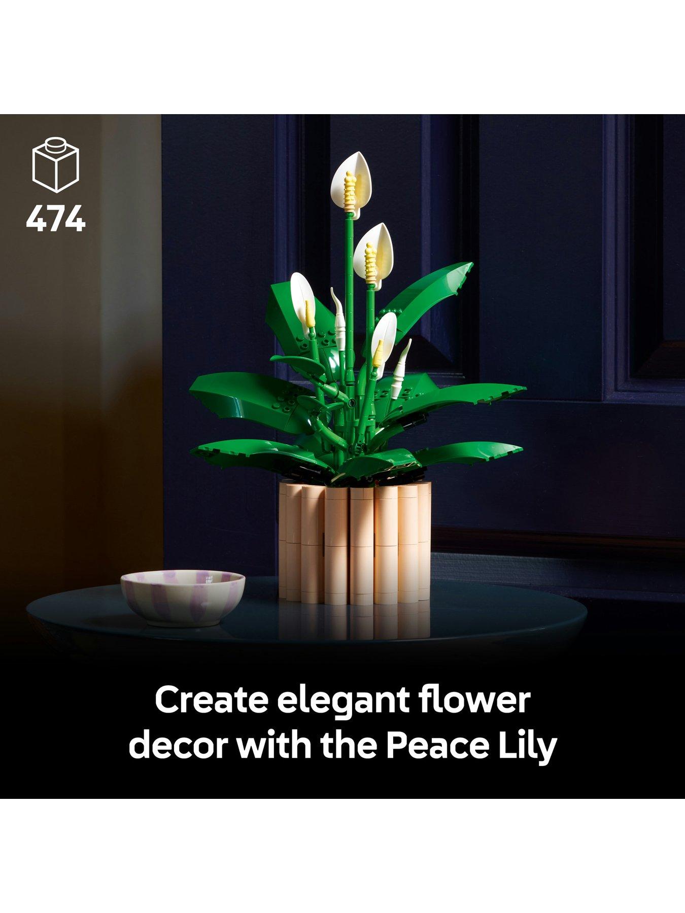 Image 2 of 8 of LEGO Botanical Peace Lily Flower Decor Set 11504