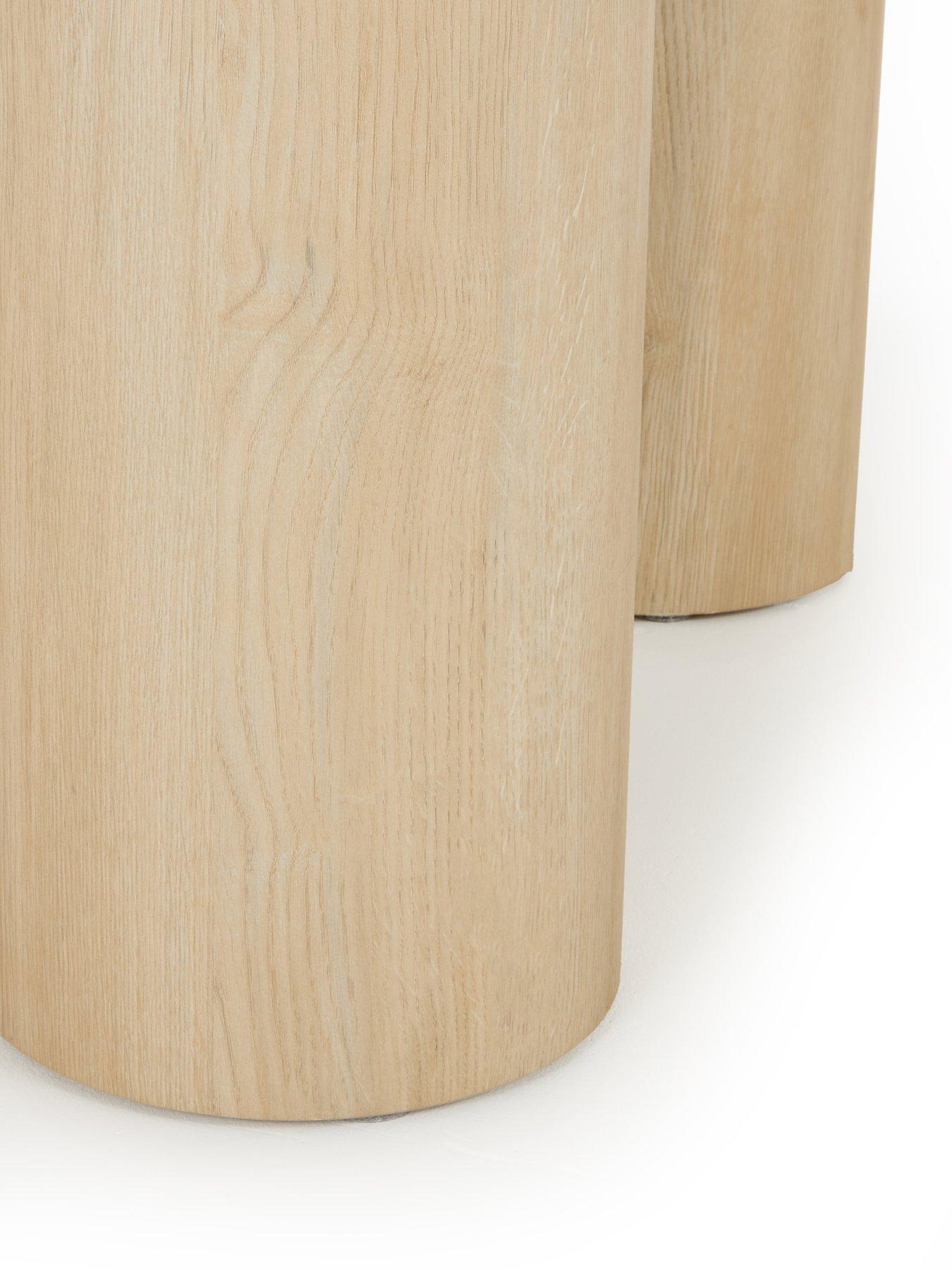 Image 4 of 5 of The Very Collection Arley 120 cm Round Dining Table - White Wash Oak