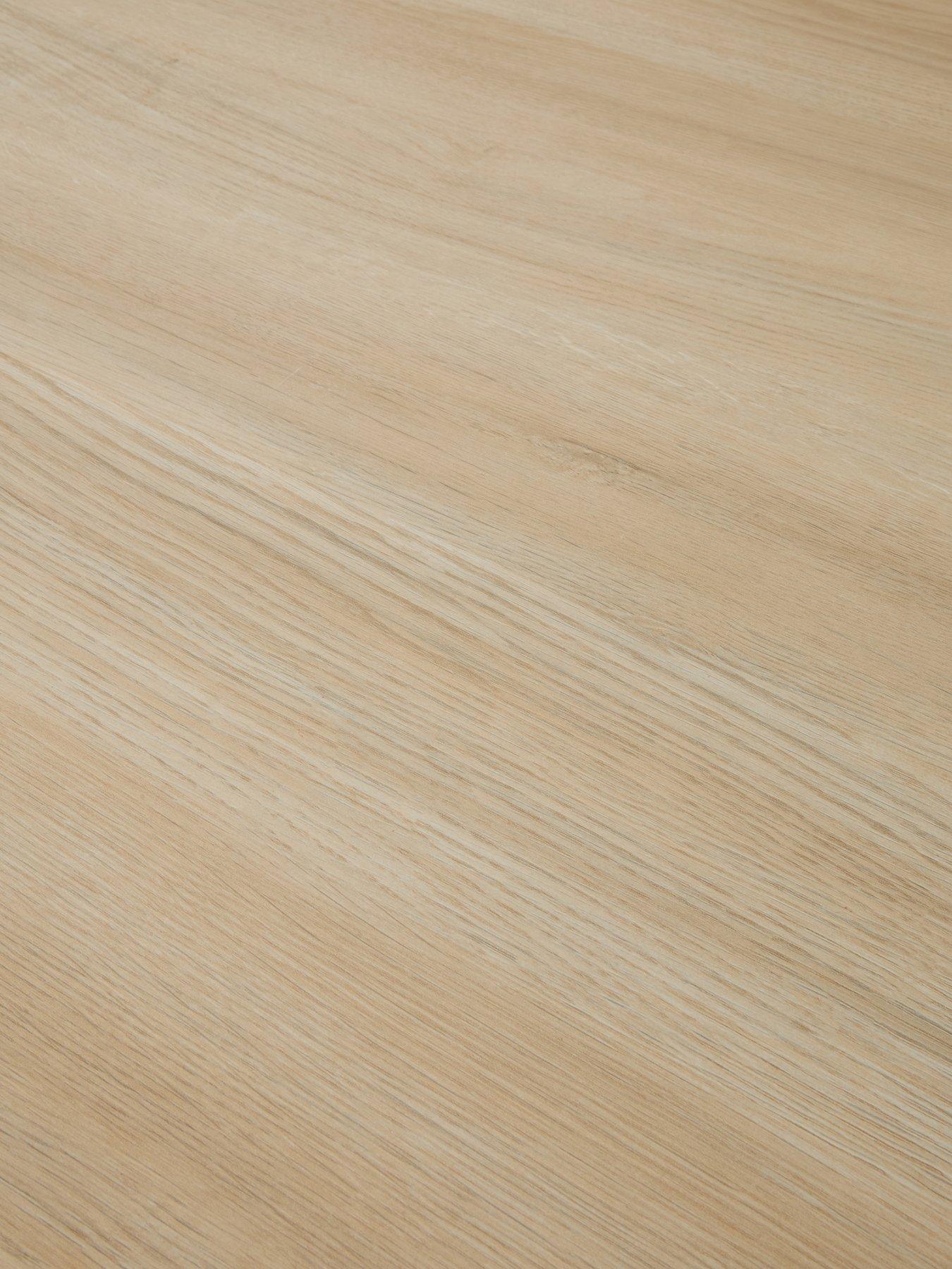 Image 5 of 5 of The Very Collection Arley 120 cm Round Dining Table - White Wash Oak