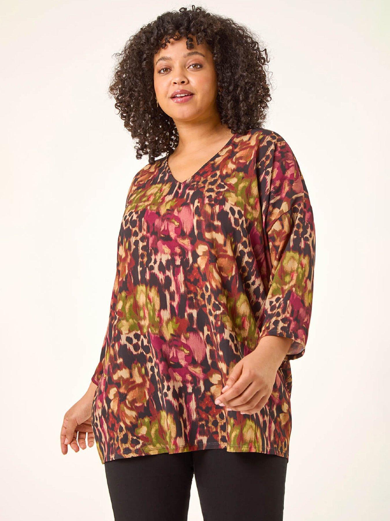 Roman Curve Animal Print V-neck Top - Neutral