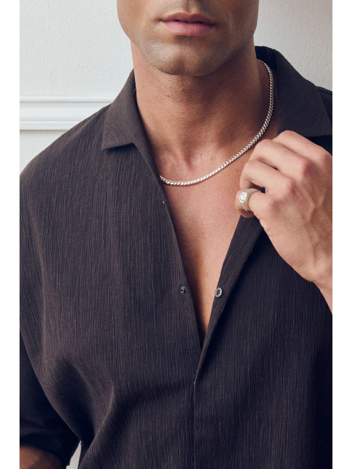 Image 4 of 6 of The Love Collection Sterling Silver Curb Chain Cuban (4.75mm) Necklace 20 inch