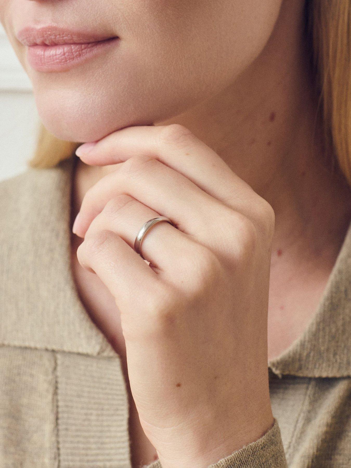  image of the-love-collection-classic-9ct-white-gold-d-shape-wedding-band-ring-3mm