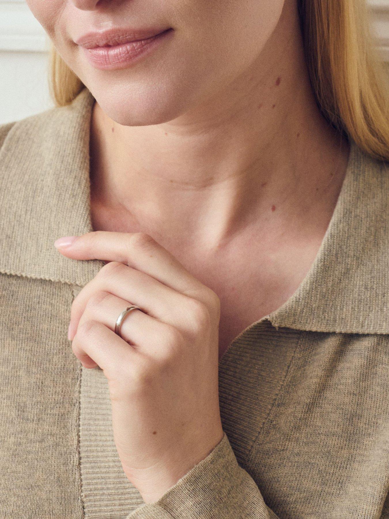  image of the-love-collection-classic-9ct-white-gold-d-shape-wedding-band-ring-3mm